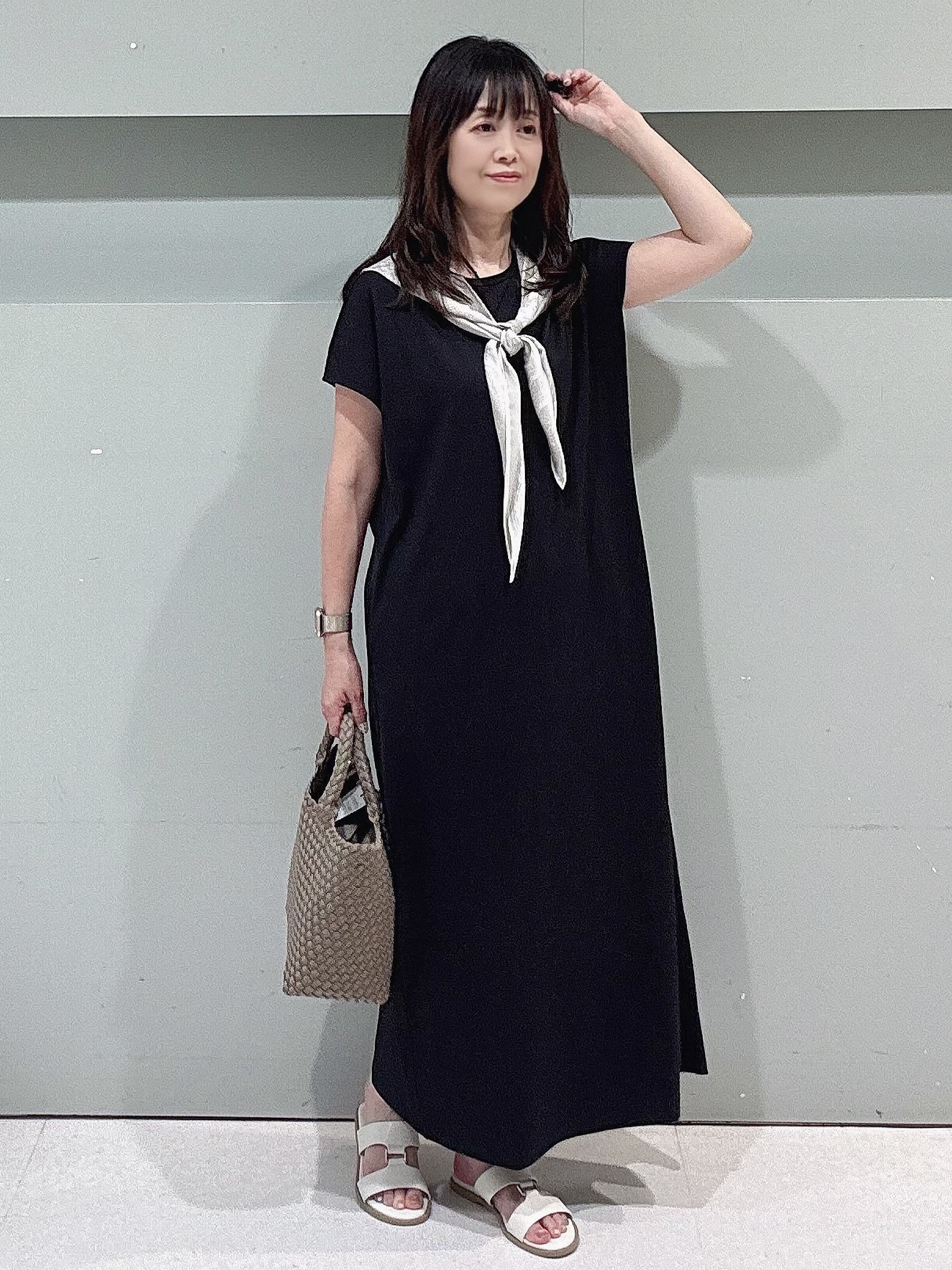 makiさんの「UNTITLED｜【接触冷感】ペイズリーモチーフ・トライアングルスカーフ」を使ったコーディネート