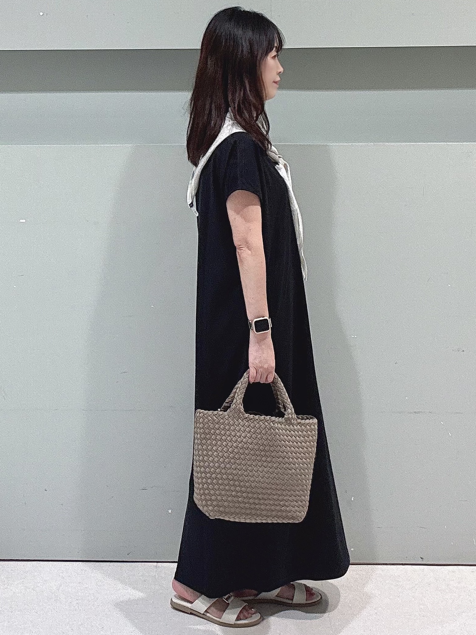 makiさんの「UNTITLED｜【接触冷感】ペイズリーモチーフ・トライアングルスカーフ」を使ったコーディネート
