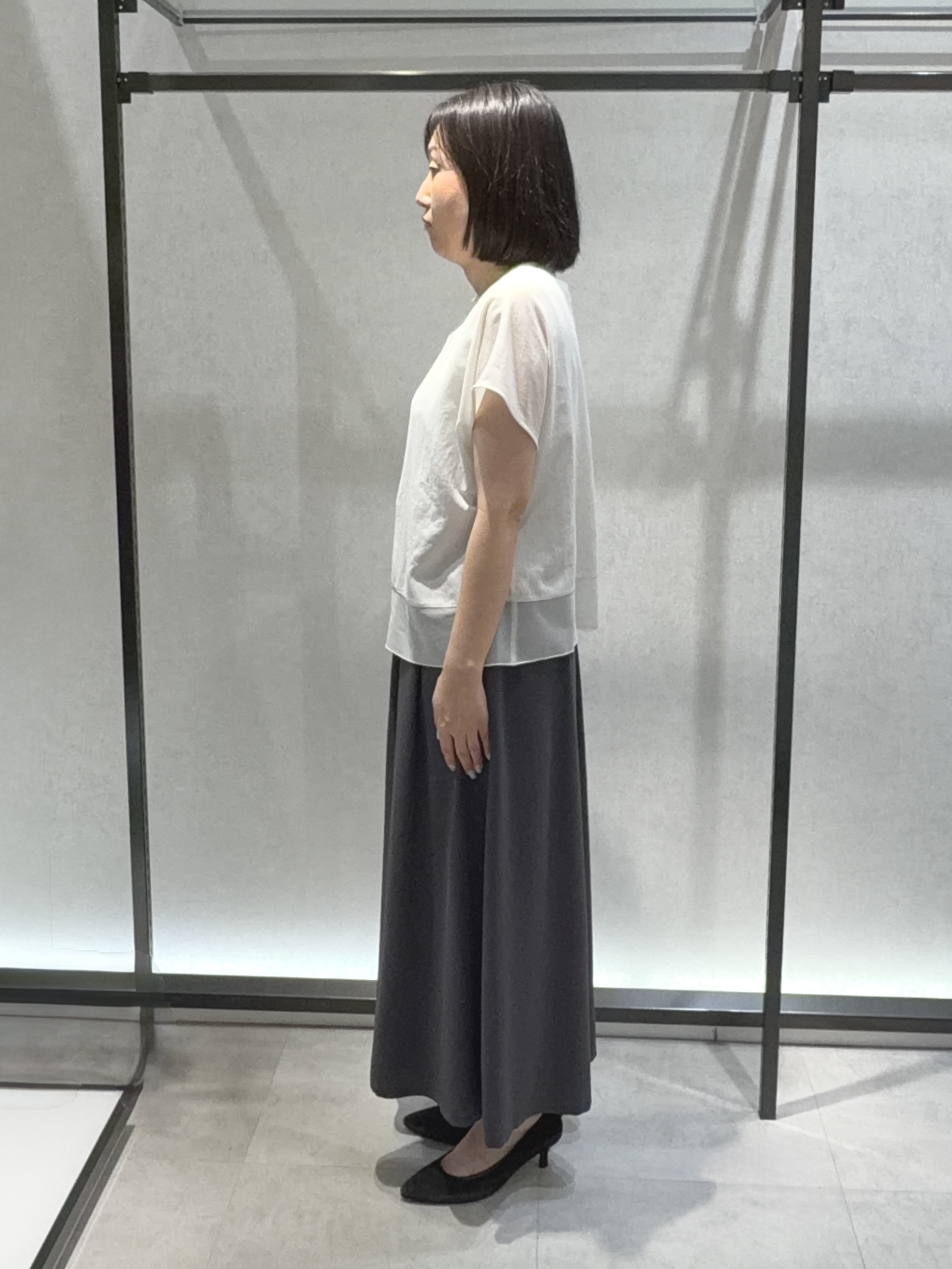 わたなべさんの「UNTITLED｜【重ね着でおしゃれ見え】裾シアードッキングプルオーバー」を使ったコーディネート