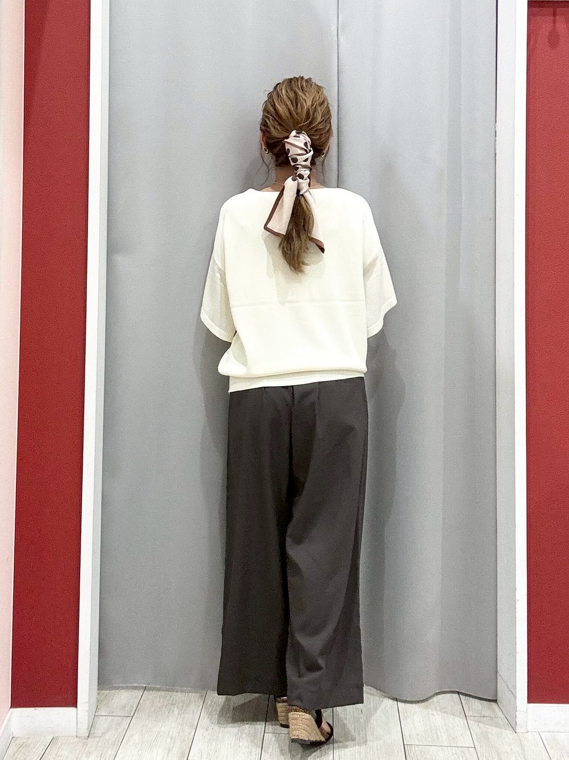 shioさんの「SHOO･LA･RUE｜【S-LL/ひんやり/洗濯機可】インせず着られる ひらり袖ニット」を使ったコーディネート