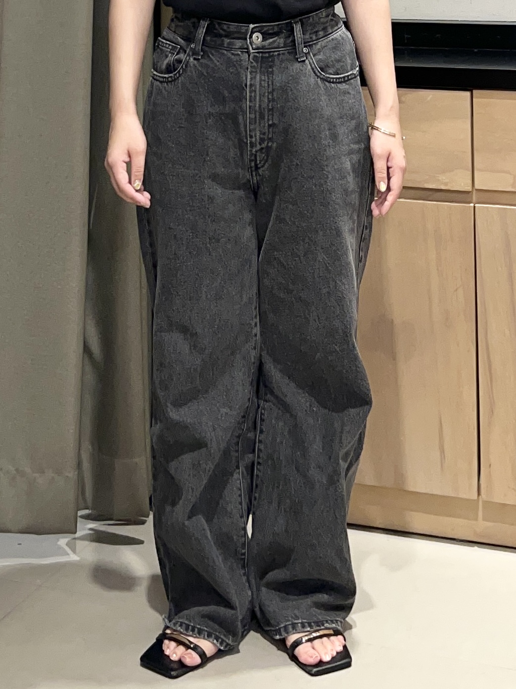 かのさんの「THE SHOP TK｜【M-XL/さりげなく二の腕カバー】5分袖Wポケットシャツ」を使ったコーディネート