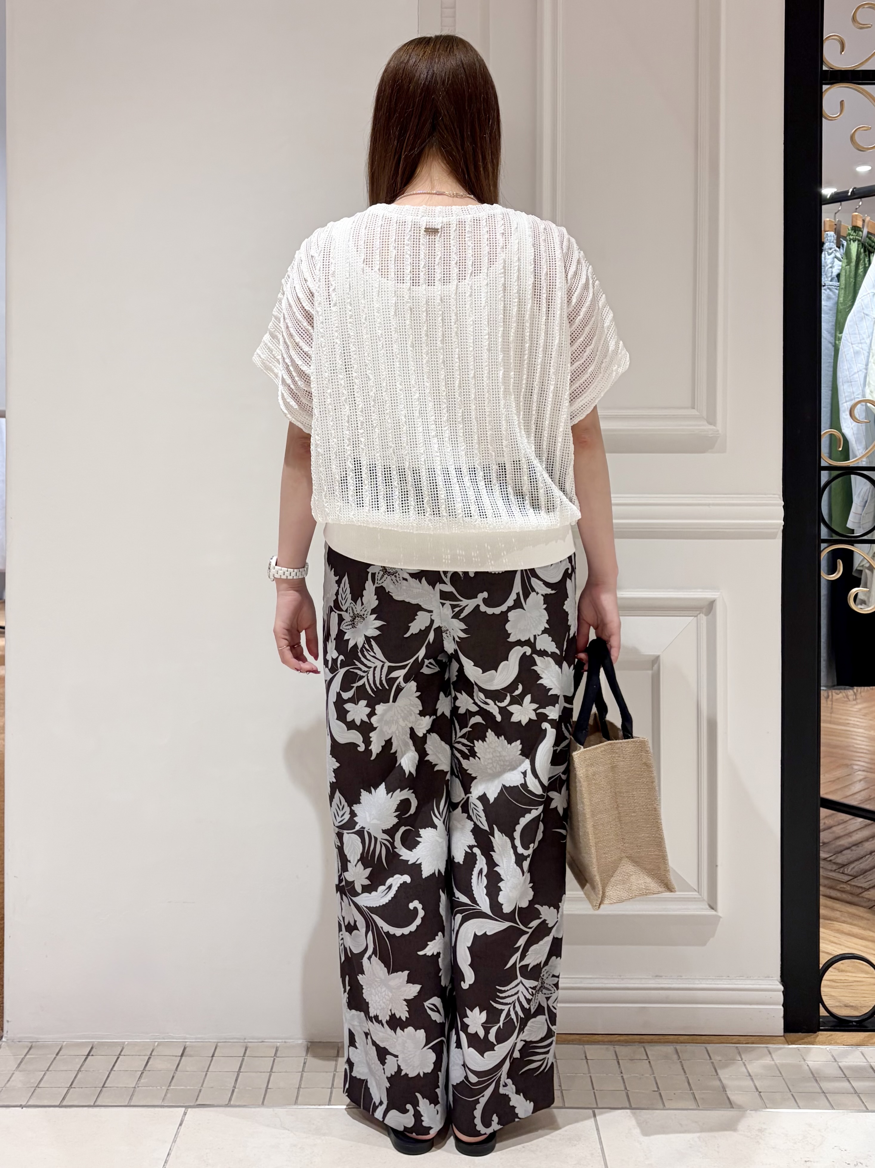 minowaさんの「DRESSTERIOR｜シアーメッシュプルオーバー」を使ったコーディネート