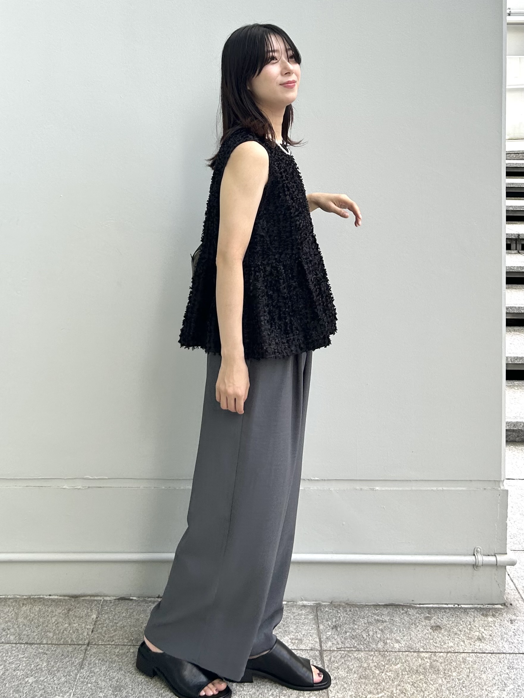 RINAさんの「OPAQUE.CLIP｜フリンジジャカード ペプラムブラウス【洗濯機OK】」を使ったコーディネート