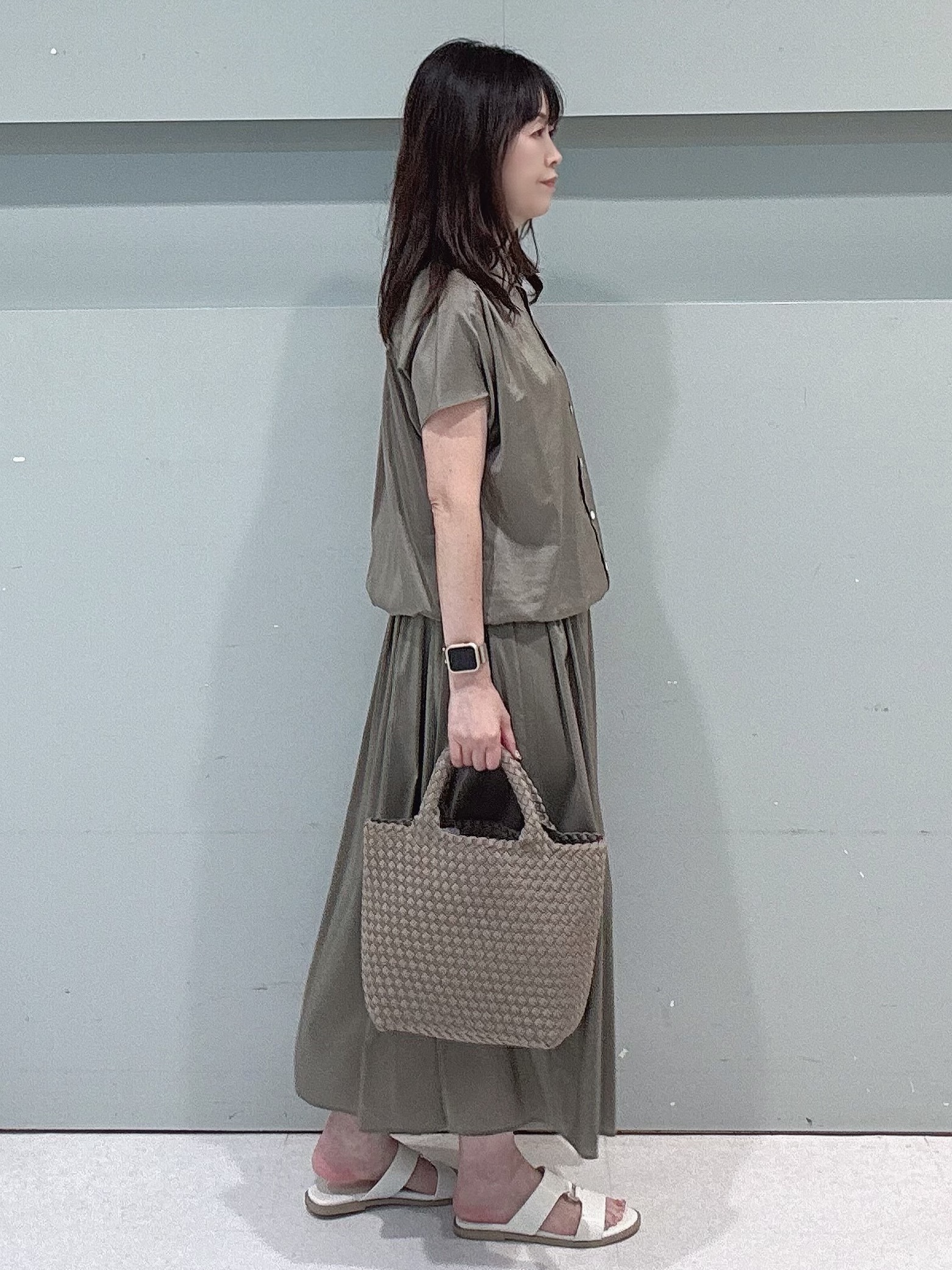 makiさんの「UNTITLED｜【セットアップ可/軽量/清涼感】ローンギャザーブラウス」を使ったコーディネート