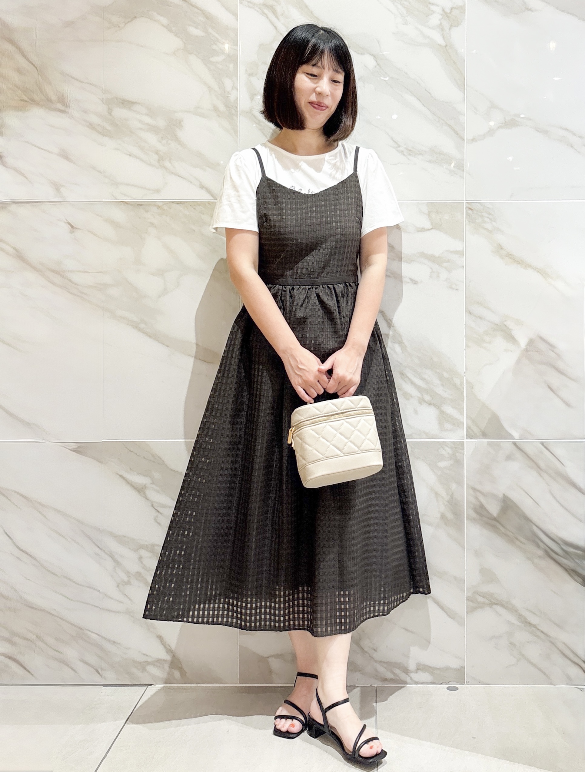マキさんの「index｜リボンロゴTシャツ」を使ったコーディネート
