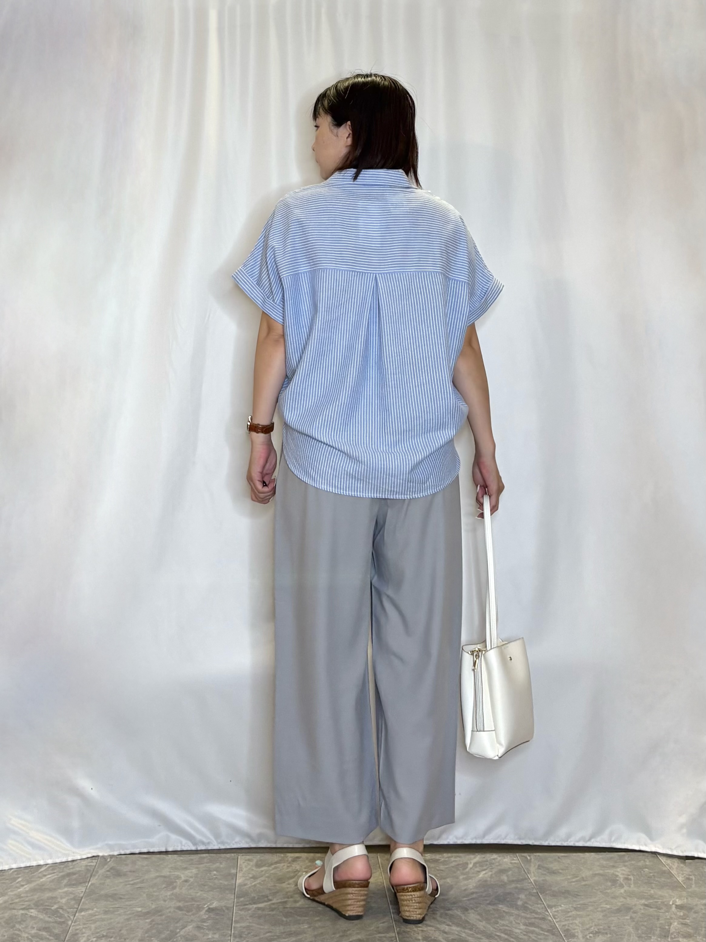 ネリさんの「SHOO･LA･RUE｜【ひんやり/UV】インせず着られる フレンチリネンスキッパーシャツ」を使ったコーディネート