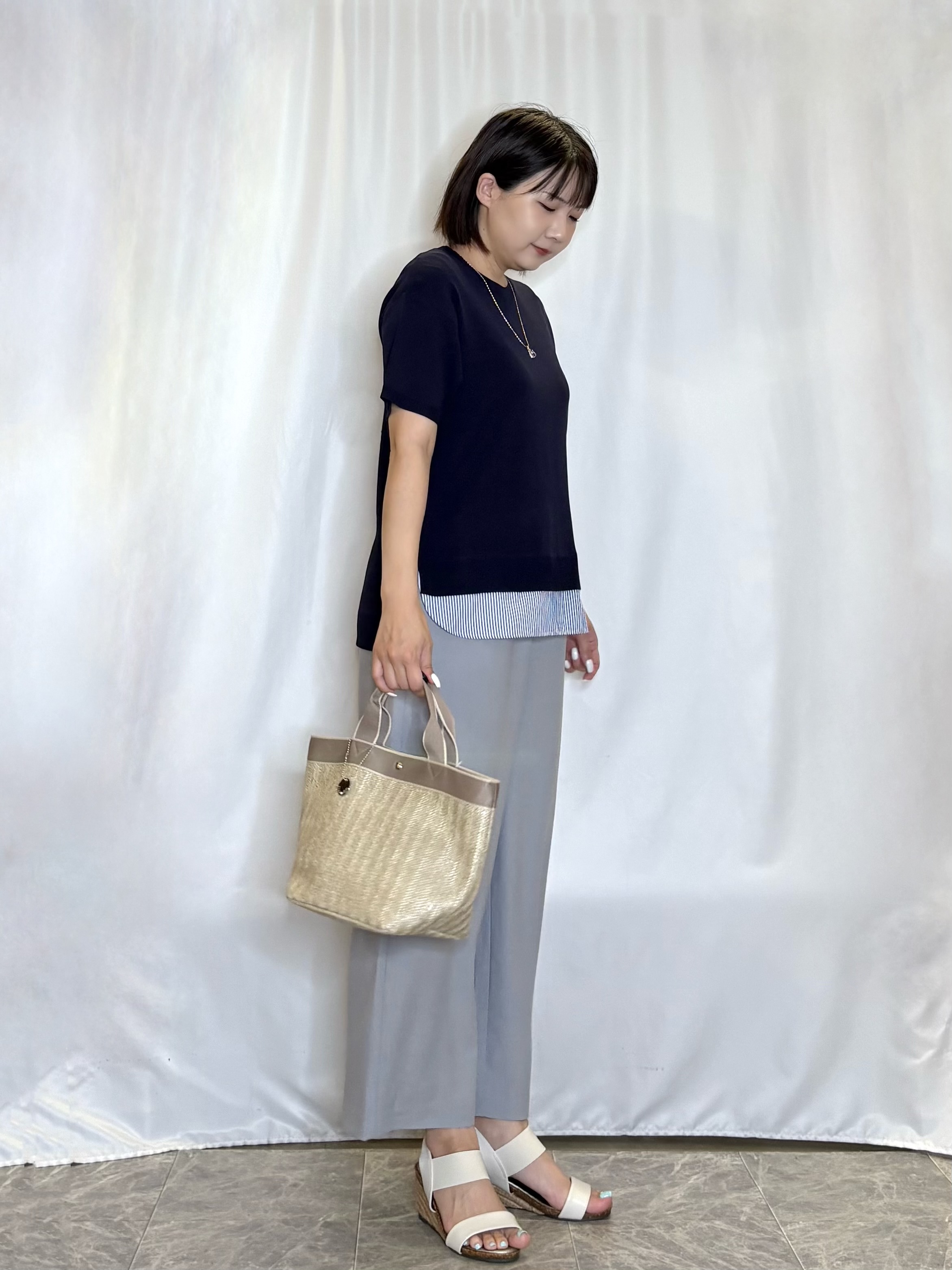 ネリさんの「SHOO･LA･RUE｜【ひんやり/UV/洗濯機可/S-LL】毛玉になりにくい シャツレイヤード風 半袖ニット」を使ったコーディネート