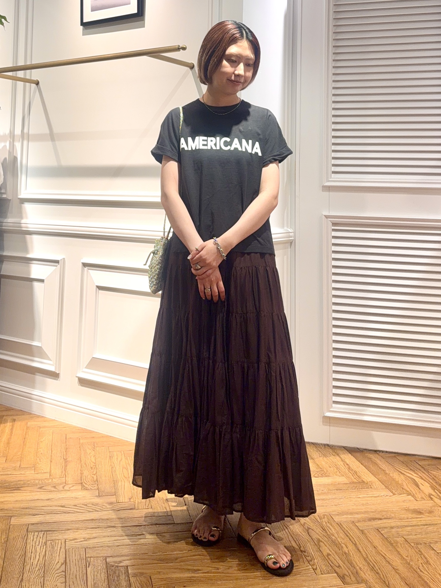 renaさんの「DRESSTERIOR｜Americana（アメリカーナ）【別注】 接触冷感 袖ロールアップ ロゴTシャツ」を使ったコーディネート