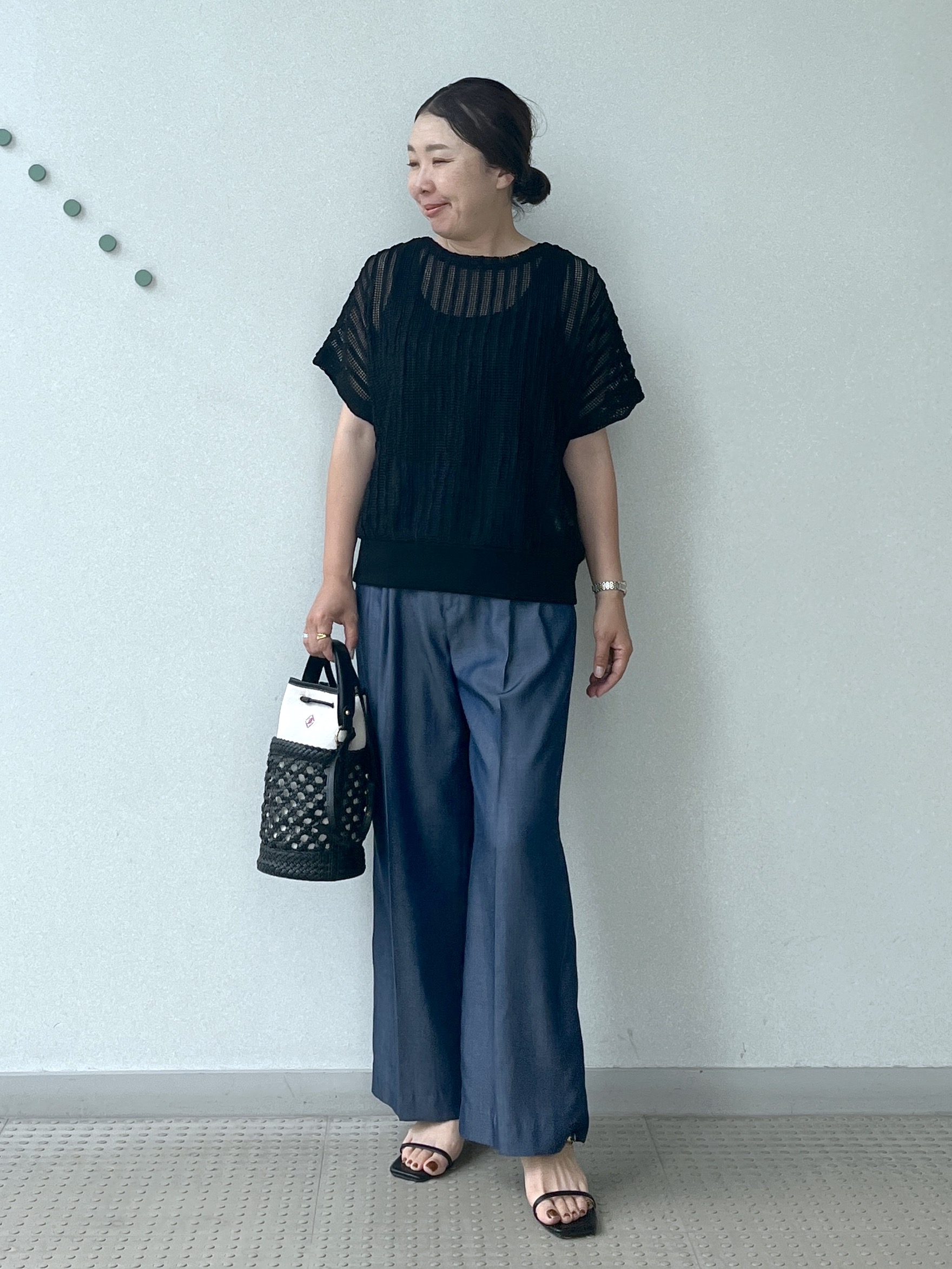 Soeさんの「DRESSTERIOR｜【体系カバー/日除け】ドルマンスリーブ シアーメッシュプルオーバー」を使ったコーディネート