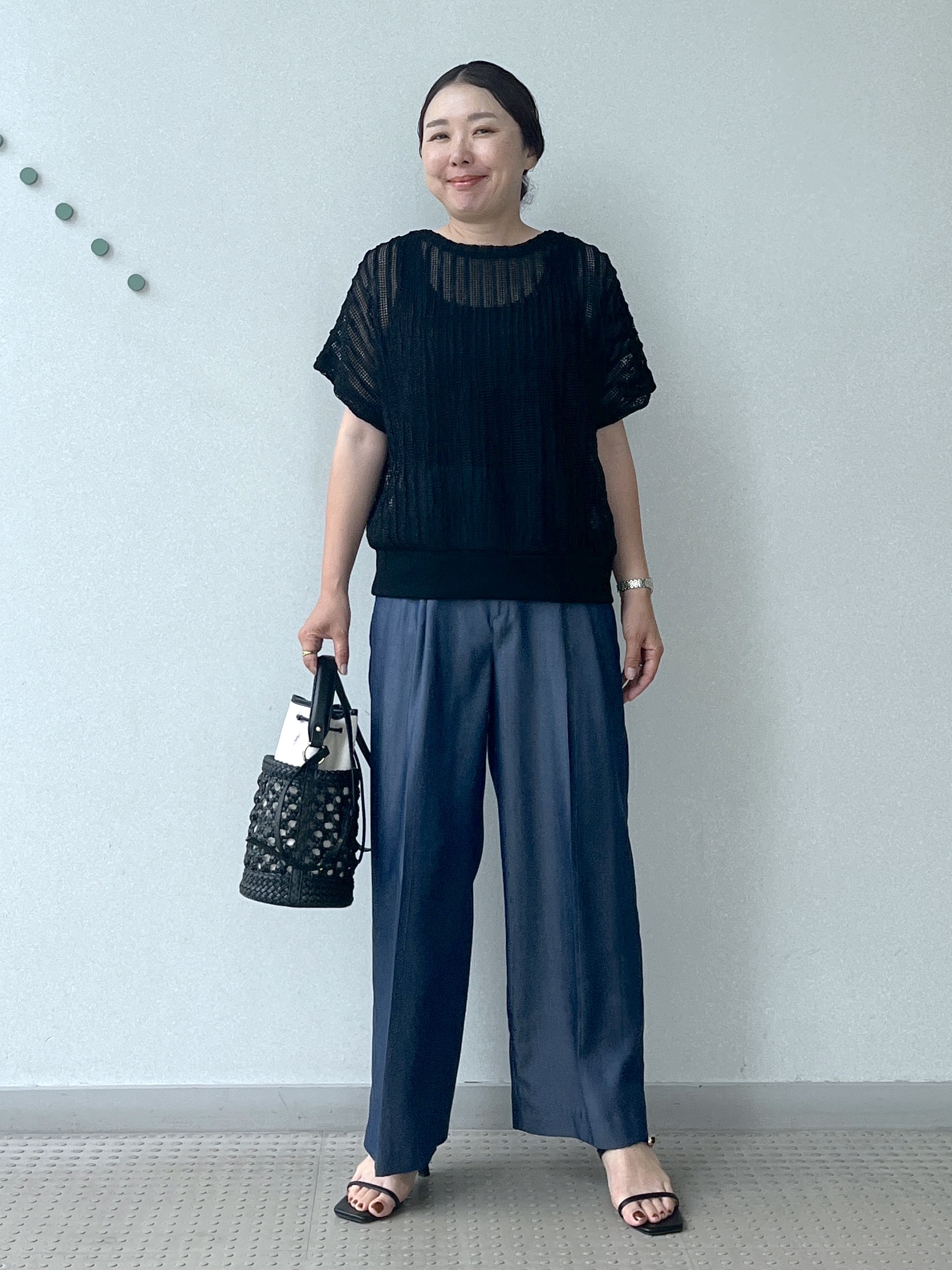 Soeさんの「DRESSTERIOR｜【体系カバー/日除け】ドルマンスリーブ シアーメッシュプルオーバー」を使ったコーディネート
