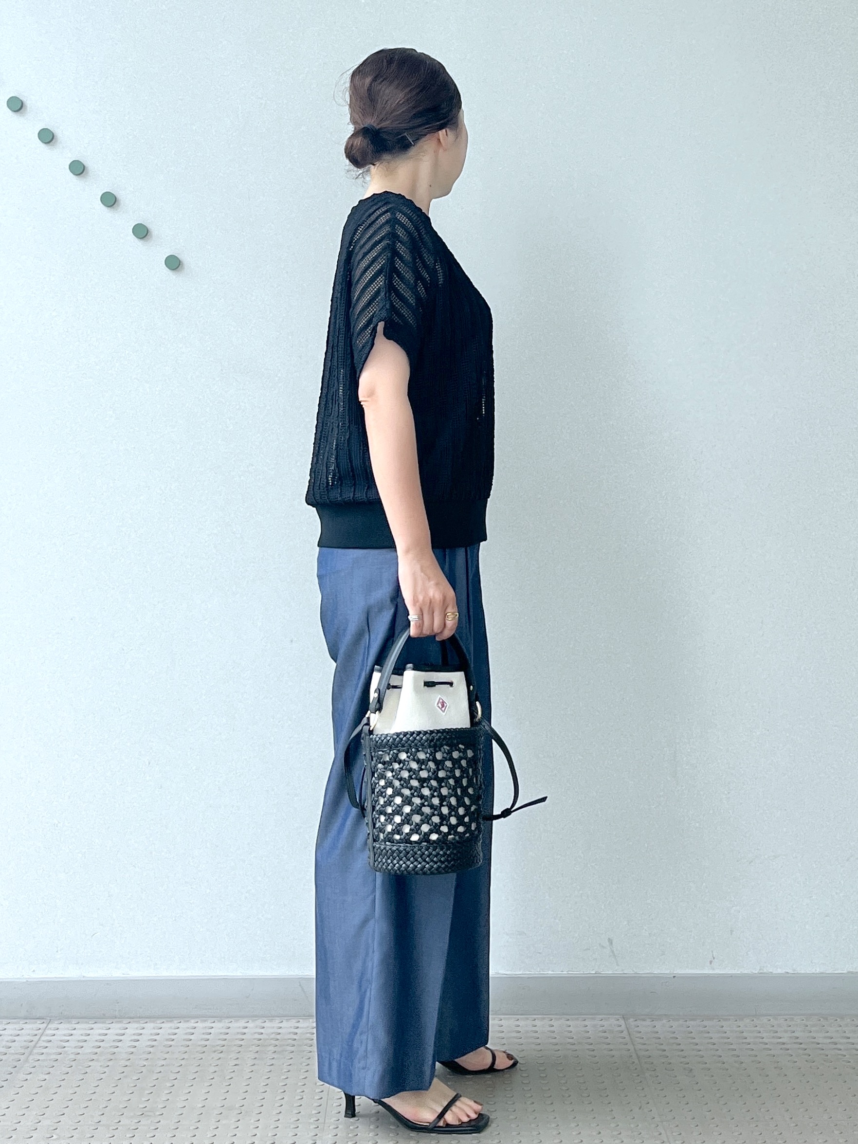 Soeさんの「DRESSTERIOR｜【体系カバー/日除け】ドルマンスリーブ シアーメッシュプルオーバー」を使ったコーディネート