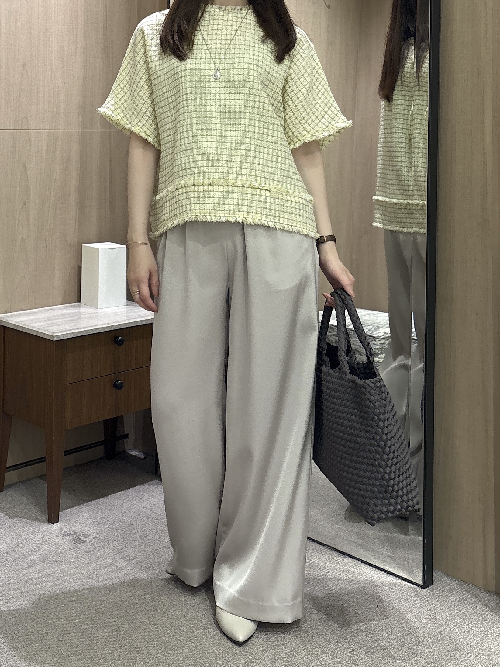 asamiさんの「UNTITLED｜ファンシーツイードブラウス」を使ったコーディネート