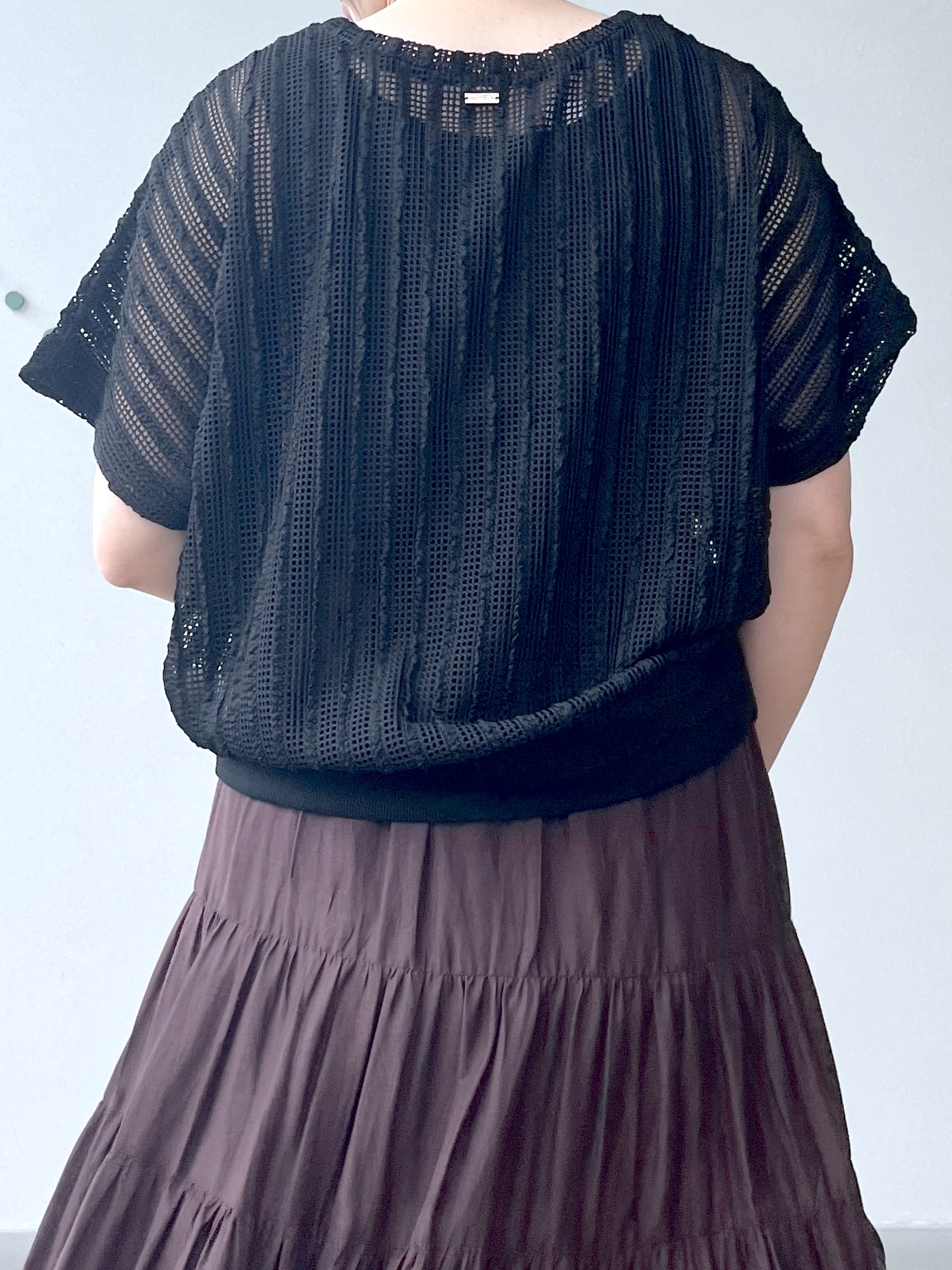 Soeさんの「DRESSTERIOR｜【体系カバー/日除け】ドルマンスリーブ シアーメッシュプルオーバー」を使ったコーディネート