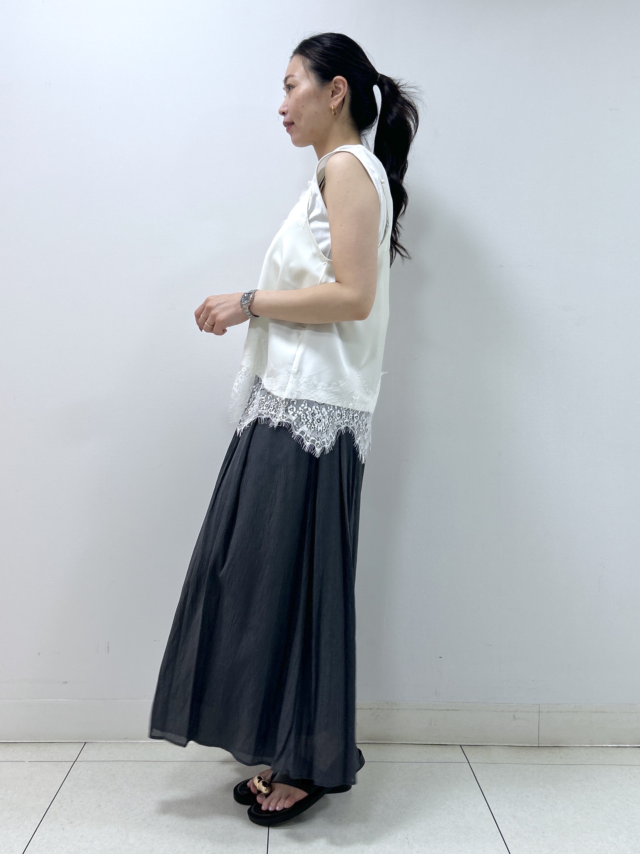 Kaiさんの「Dessin｜【接触冷感/UVカット】美光沢ノースリーブカットソー」を使ったコーディネート