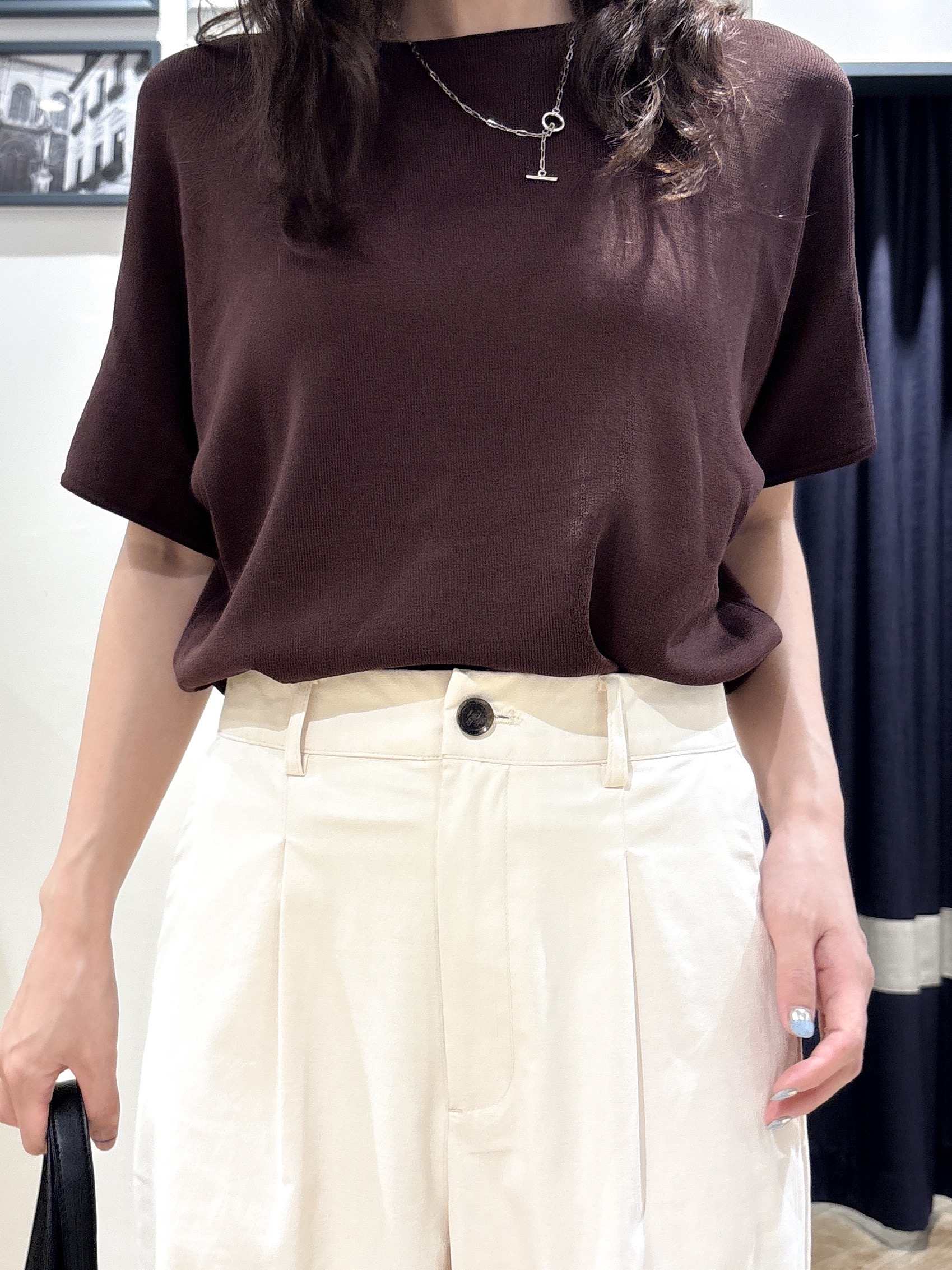 ayakaさんの「grove｜【シリーズ累計36万枚！名品ニット】やわらかドライタッチ ドルマンニット」を使ったコーディネート