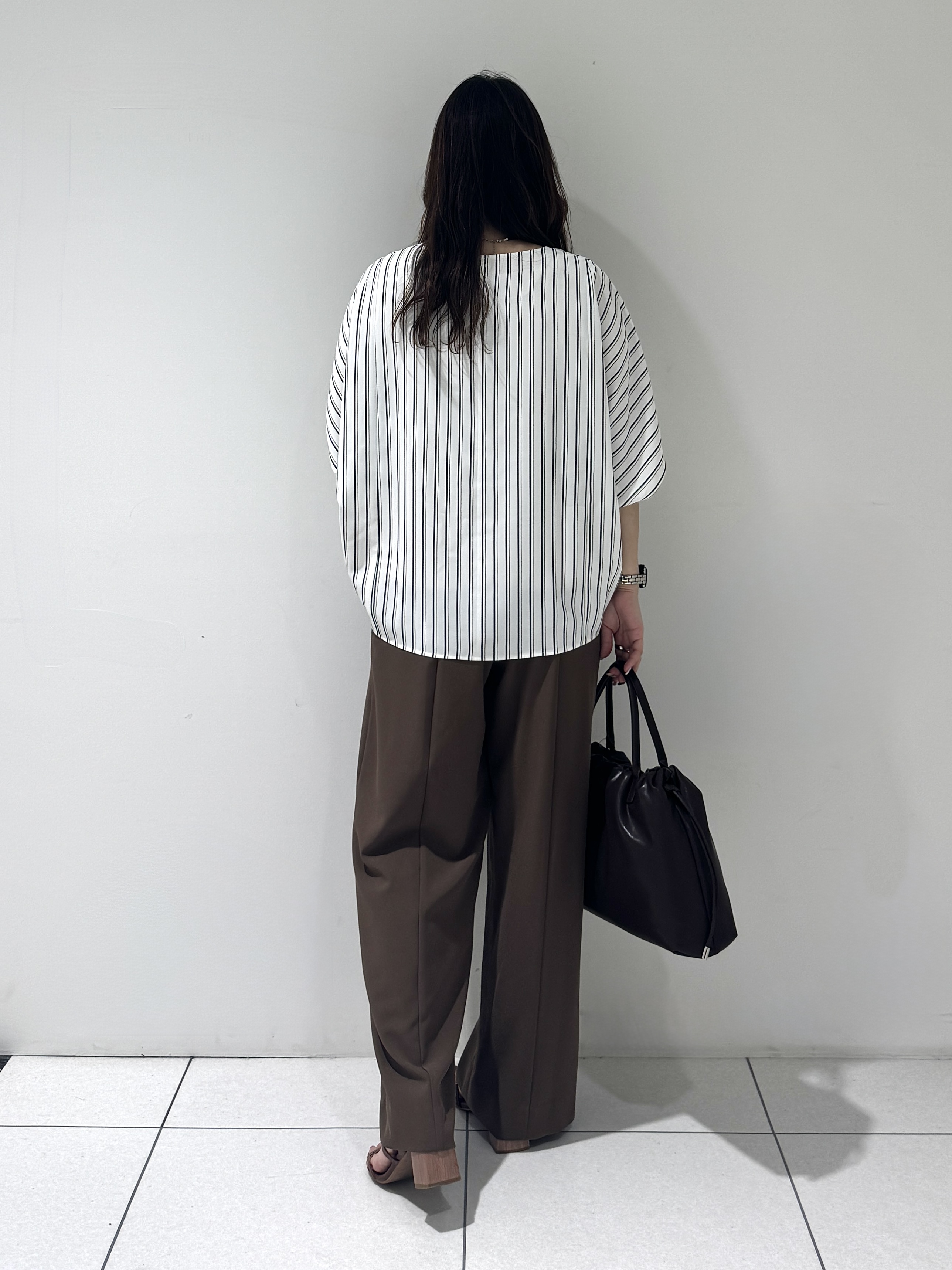 そんさんの「INDIVI｜【UVケア／接触冷感】ジョーゼットドルマンブラウス」を使ったコーディネート