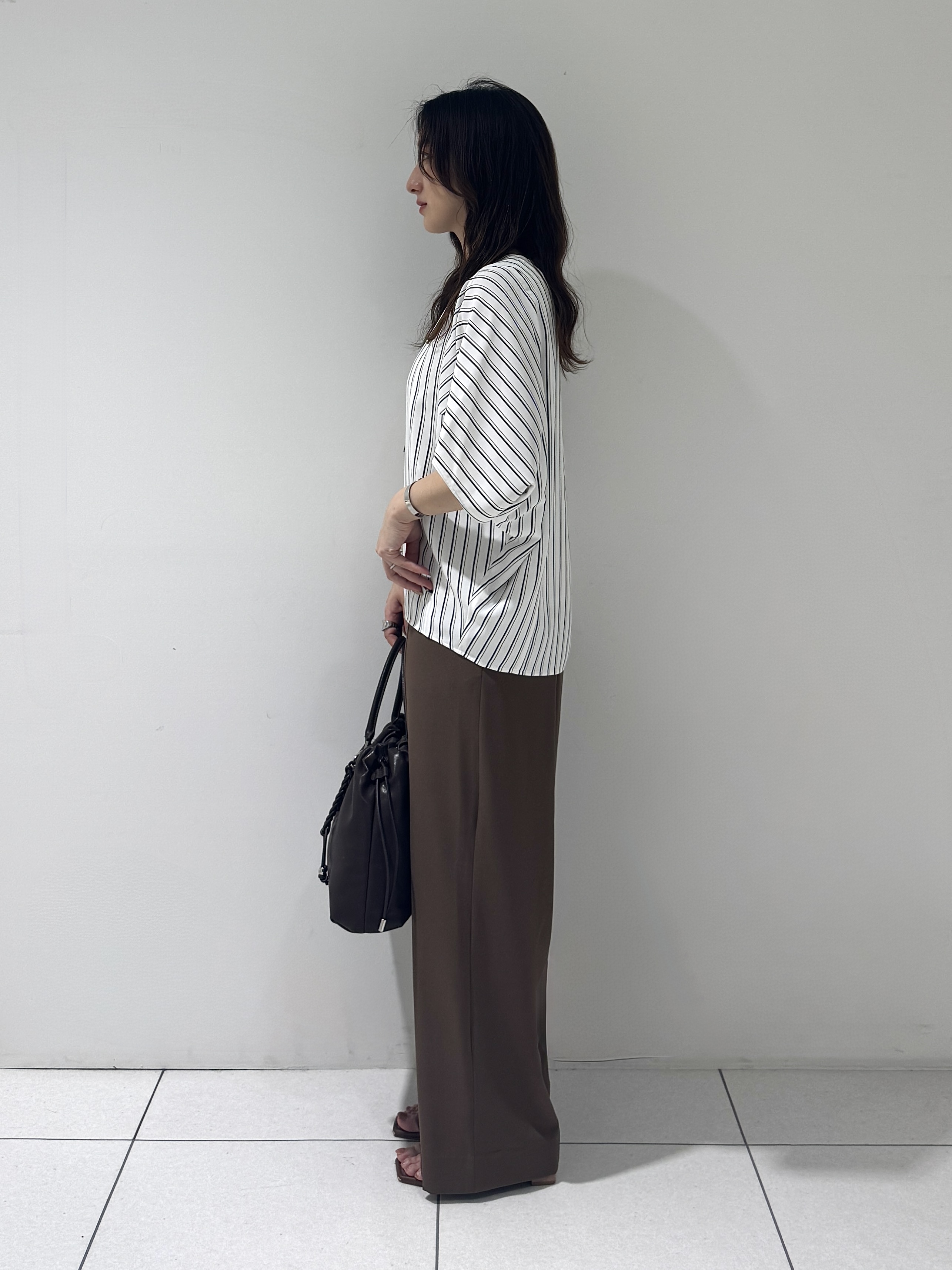 そんさんの「INDIVI｜【UVケア／接触冷感】ジョーゼットドルマンブラウス」を使ったコーディネート