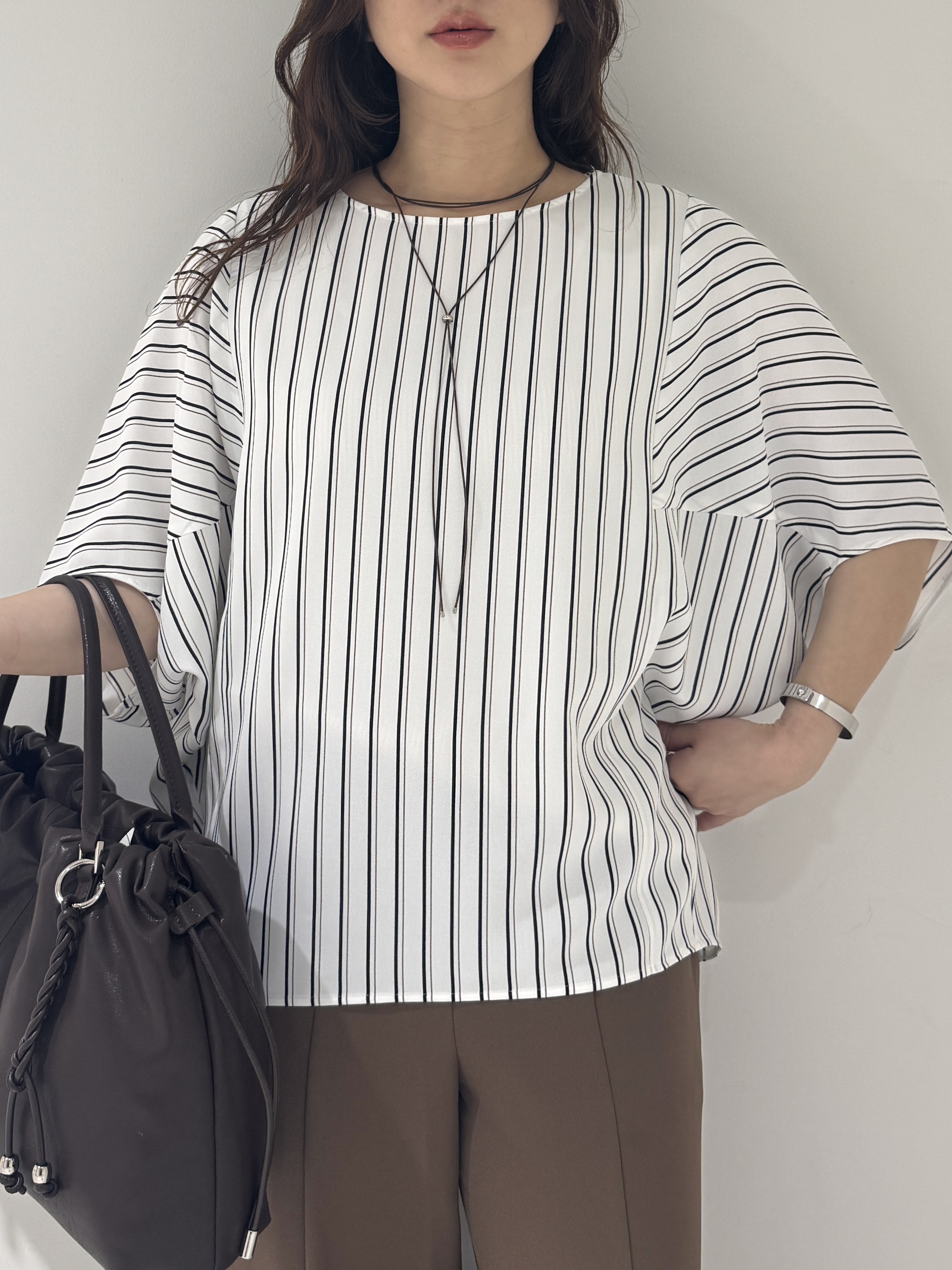 そんさんの「INDIVI｜【トレンド／2WAY】裾ドロスト付きシアーブラウスブルゾン」を使ったコーディネート