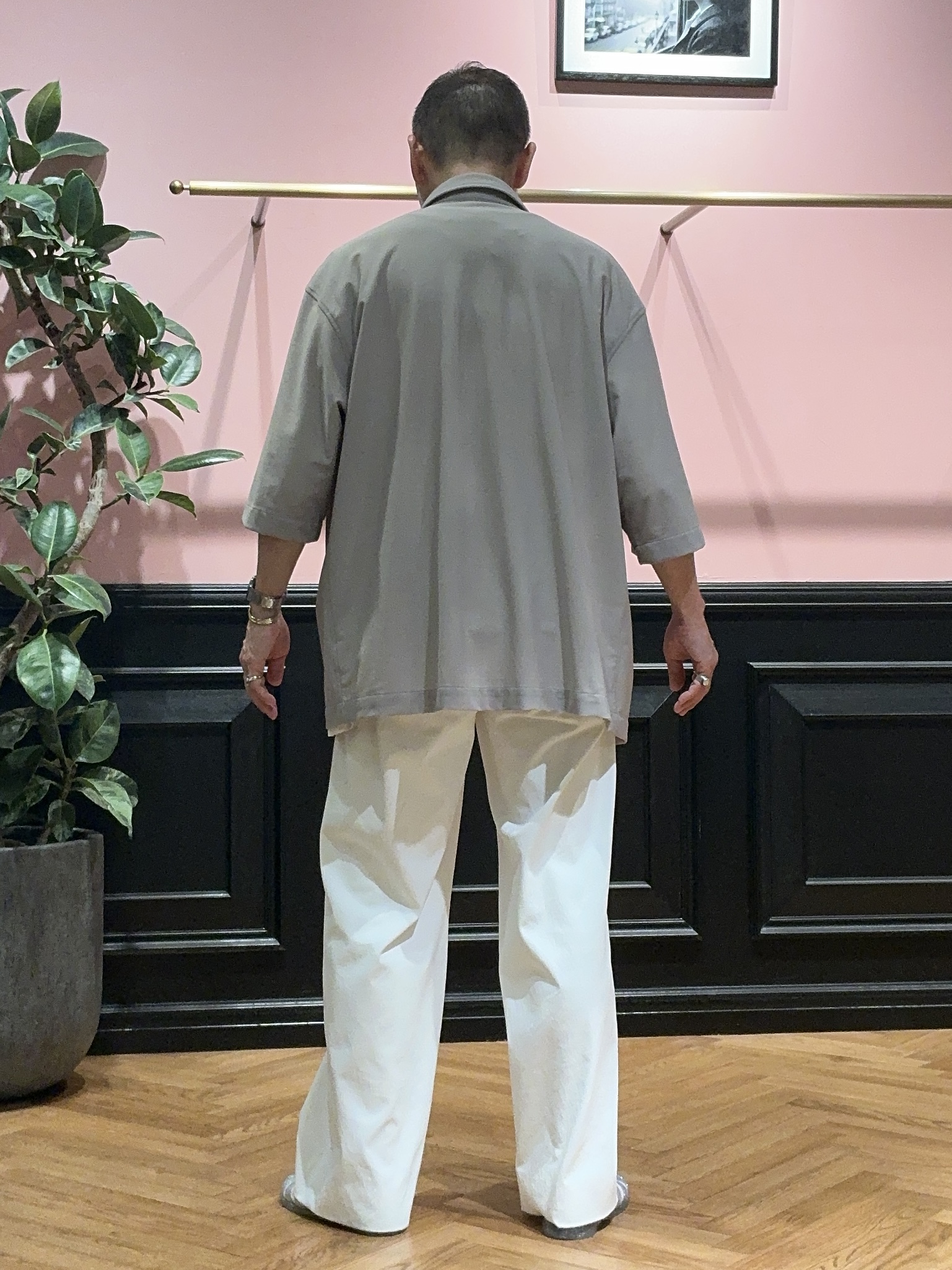 torigoeさんの「DRESSTERIOR｜【接触冷感/UVカット/ウォッシャブル/Safari5月号掲載】AIRTOOL ハーフスリーブシャツ」を使ったコーディネート