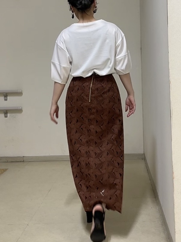 watanabeさんの「UNTITLED｜【汗染み防止/接触冷感】ランタンスリーブプルオーバー」を使ったコーディネート