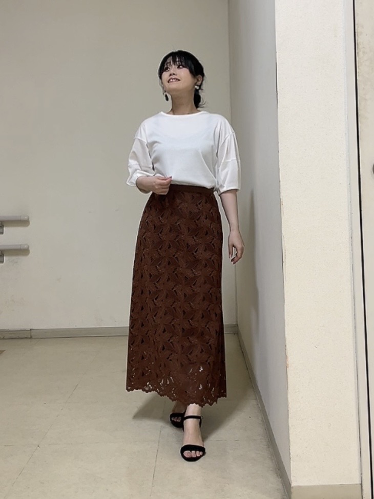 watanabeさんの「UNTITLED｜【汗染み防止/接触冷感】ランタンスリーブプルオーバー」を使ったコーディネート