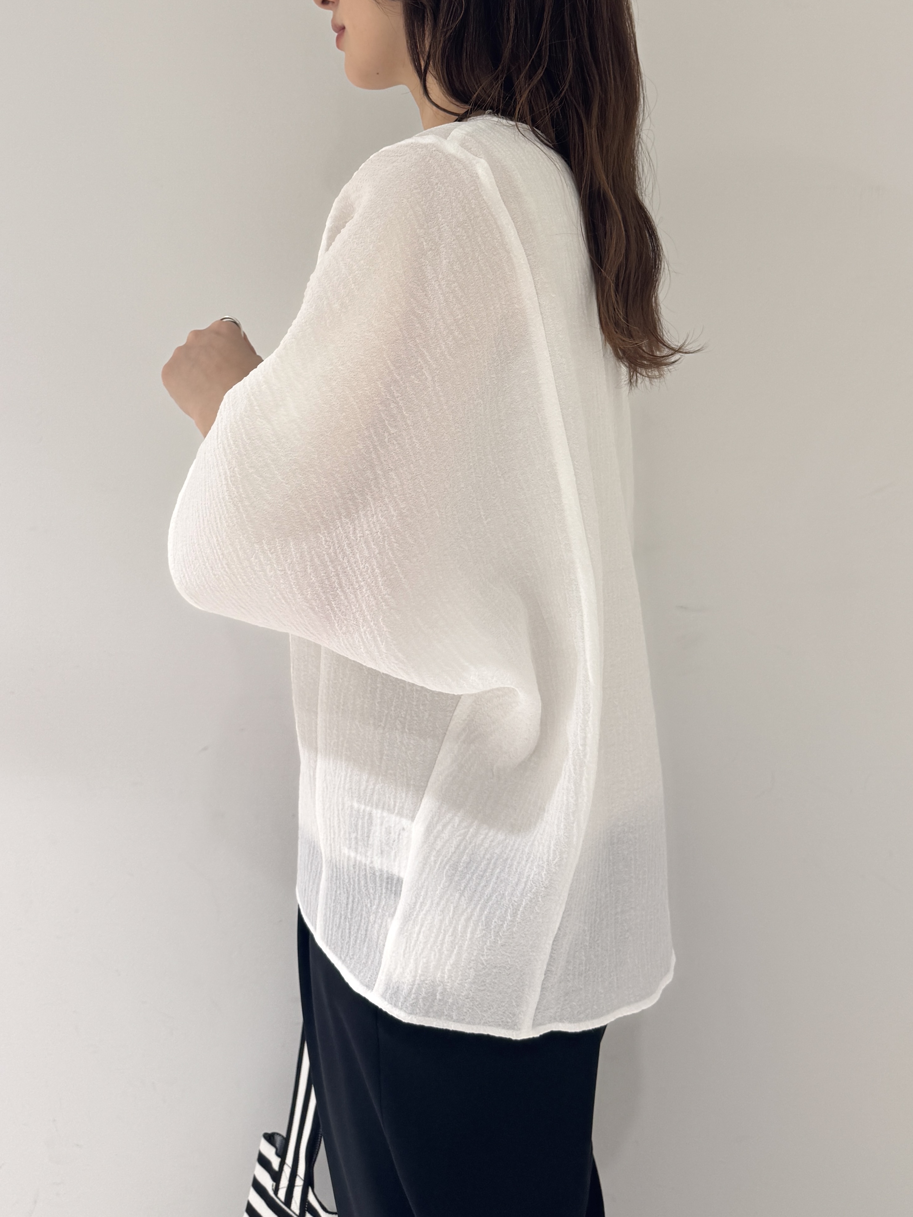 そんさんの「INDIVI｜【華奢見え】ジャカード ドルマントップス」を使ったコーディネート