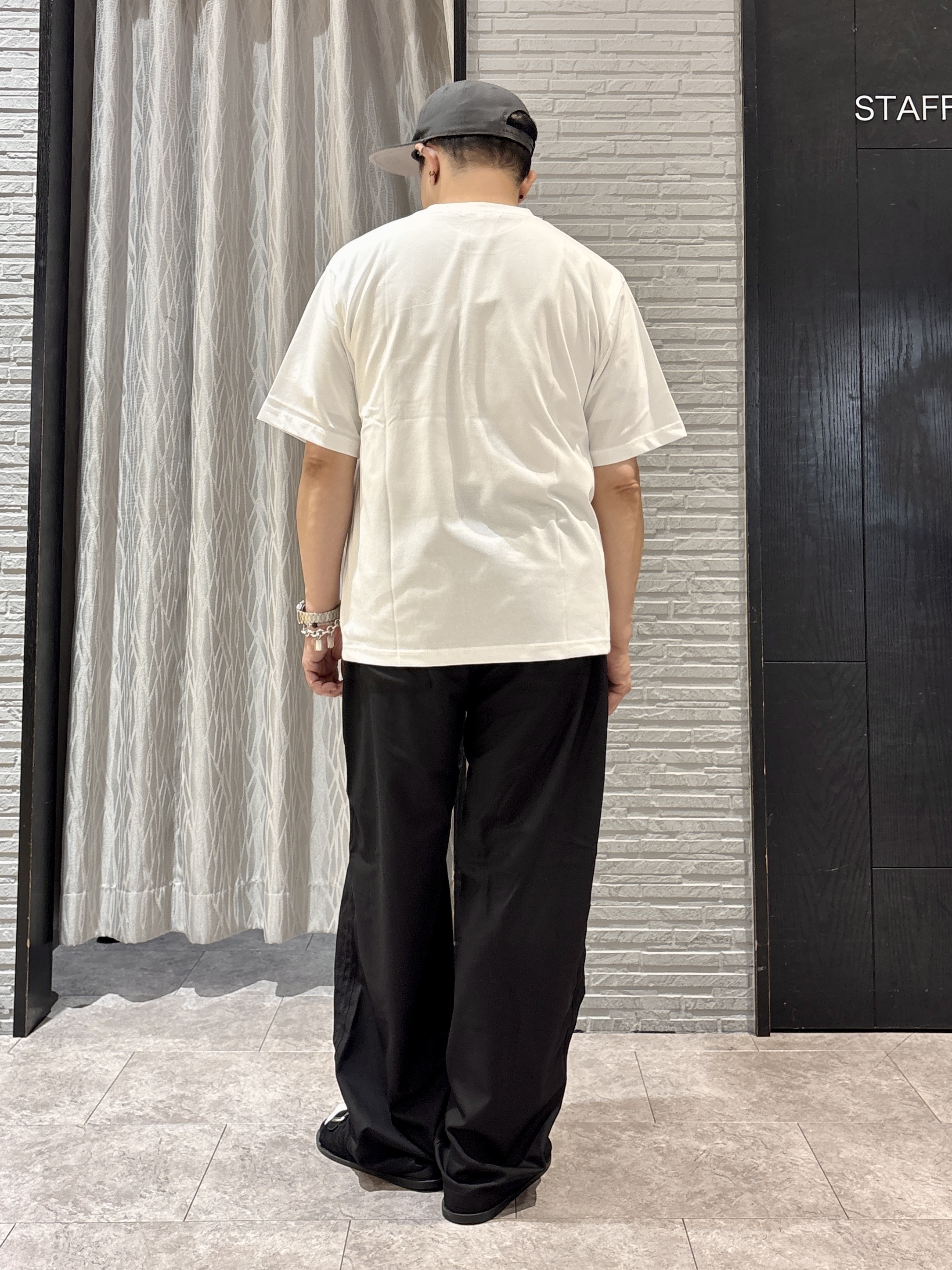 Pーyamaさんの「THE SHOP TK｜【マシンウォッシャブル】ニットストライプ半袖シャツ」を使ったコーディネート