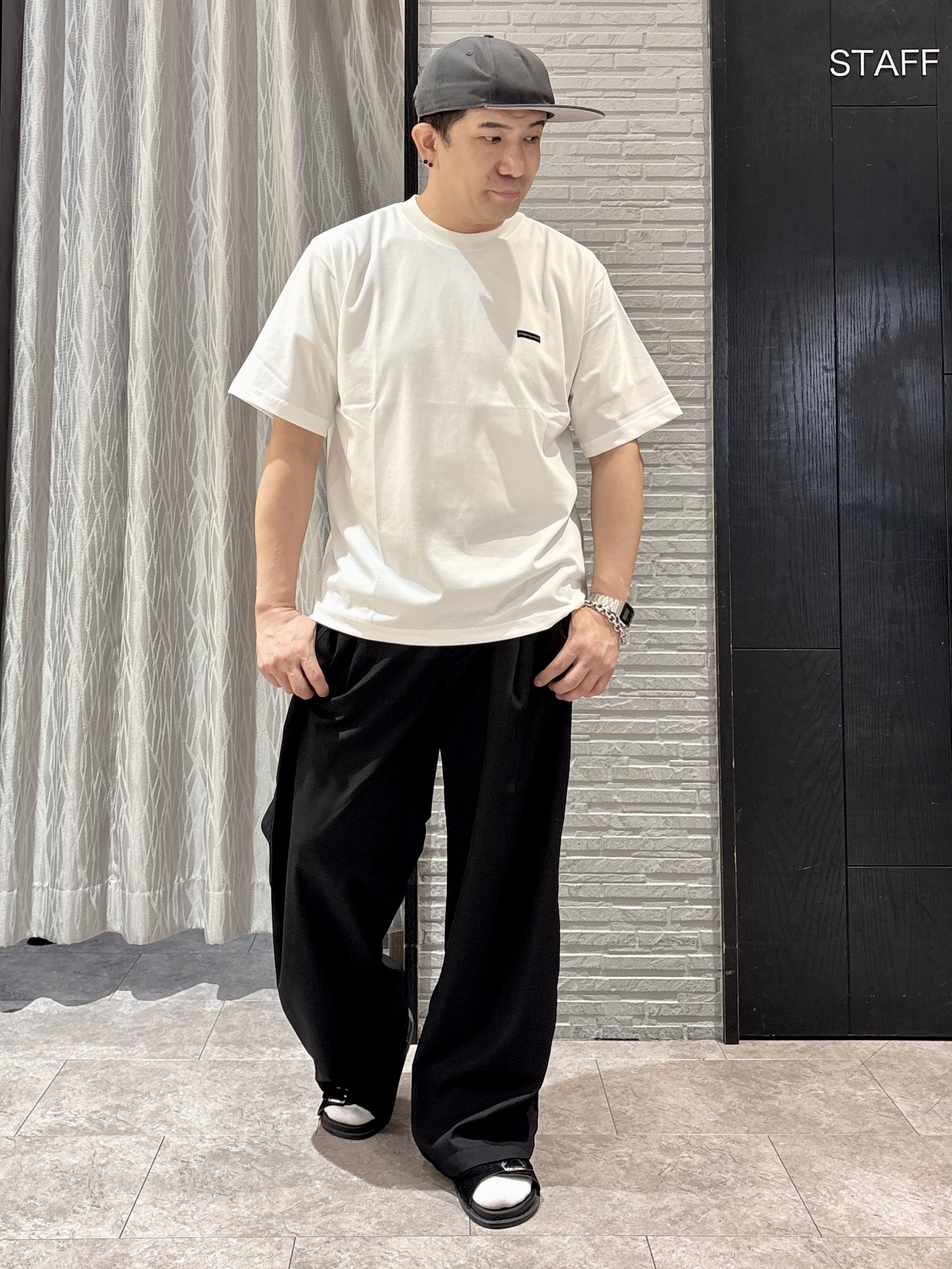 Pーyamaさんの「THE SHOP TK｜【マシンウォッシャブル】ニットストライプ半袖シャツ」を使ったコーディネート