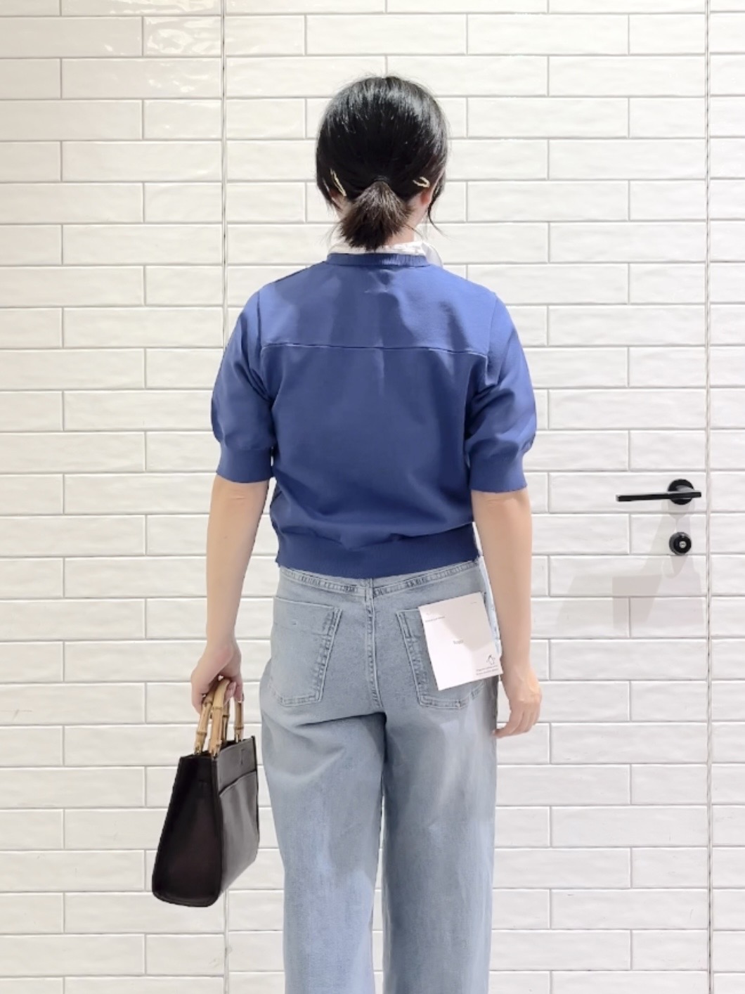 しおりさんの「OPAQUE.CLIP｜フォルムスリーブ ドッキングポロ衿ニット【洗濯機OK】」を使ったコーディネート