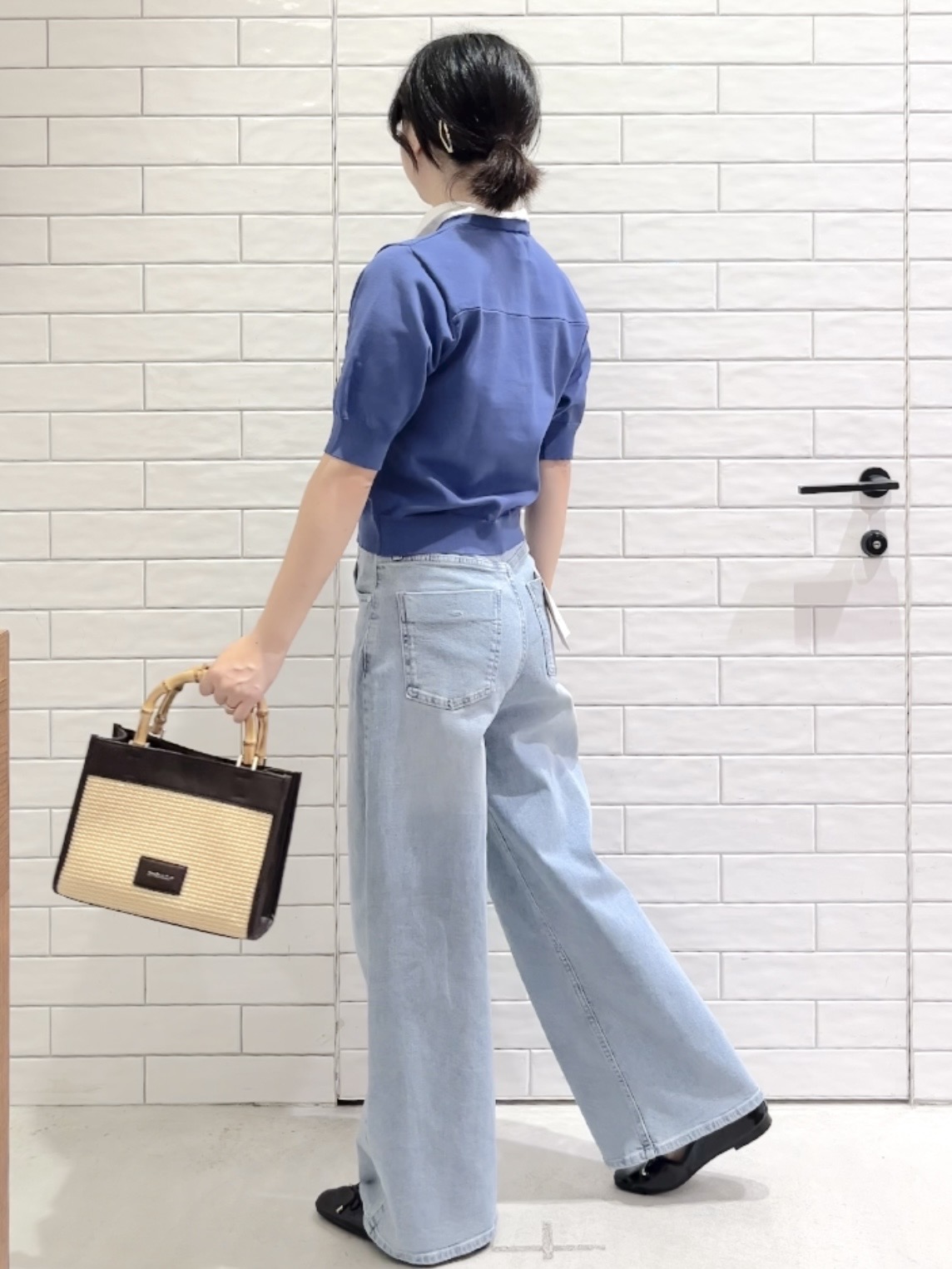 しおりさんの「OPAQUE.CLIP｜フォルムスリーブ ドッキングポロ衿ニット【洗濯機OK】」を使ったコーディネート