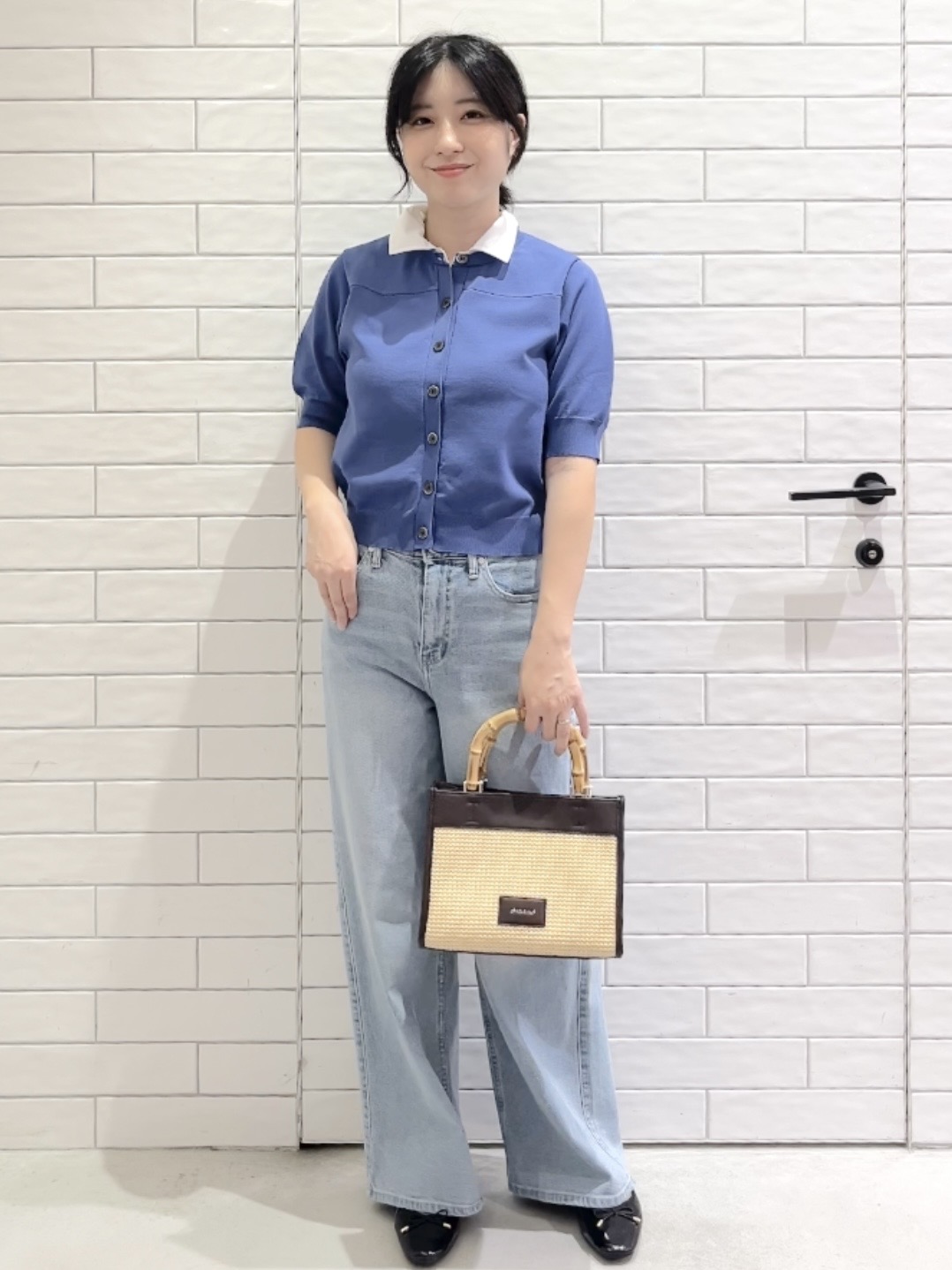 しおりさんの「OPAQUE.CLIP｜フォルムスリーブ ドッキングポロ衿ニット【洗濯機OK】」を使ったコーディネート