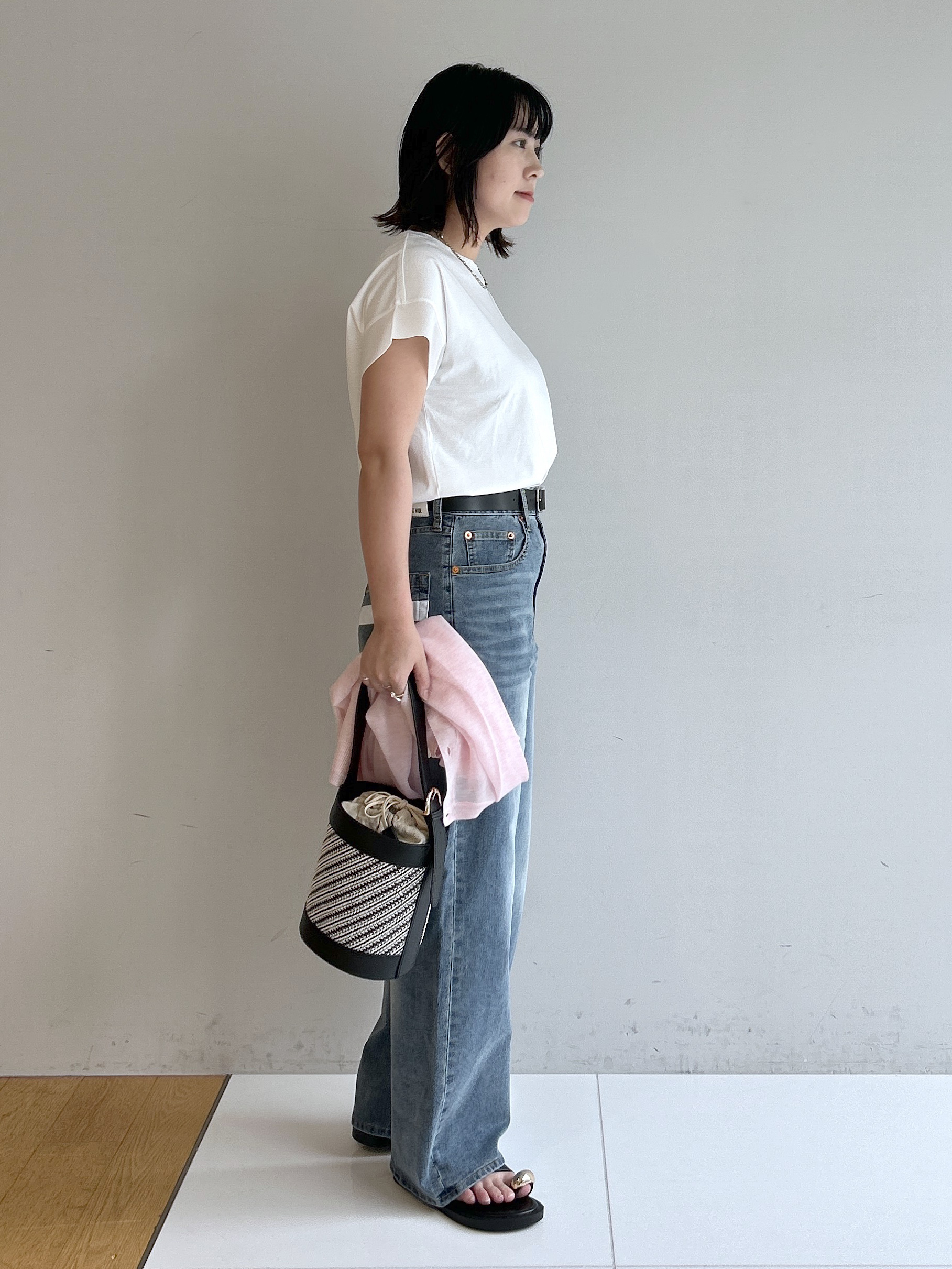 Hirokaさんの「Dessin｜【UVカット/接触冷感】美光沢カットソー」を使ったコーディネート