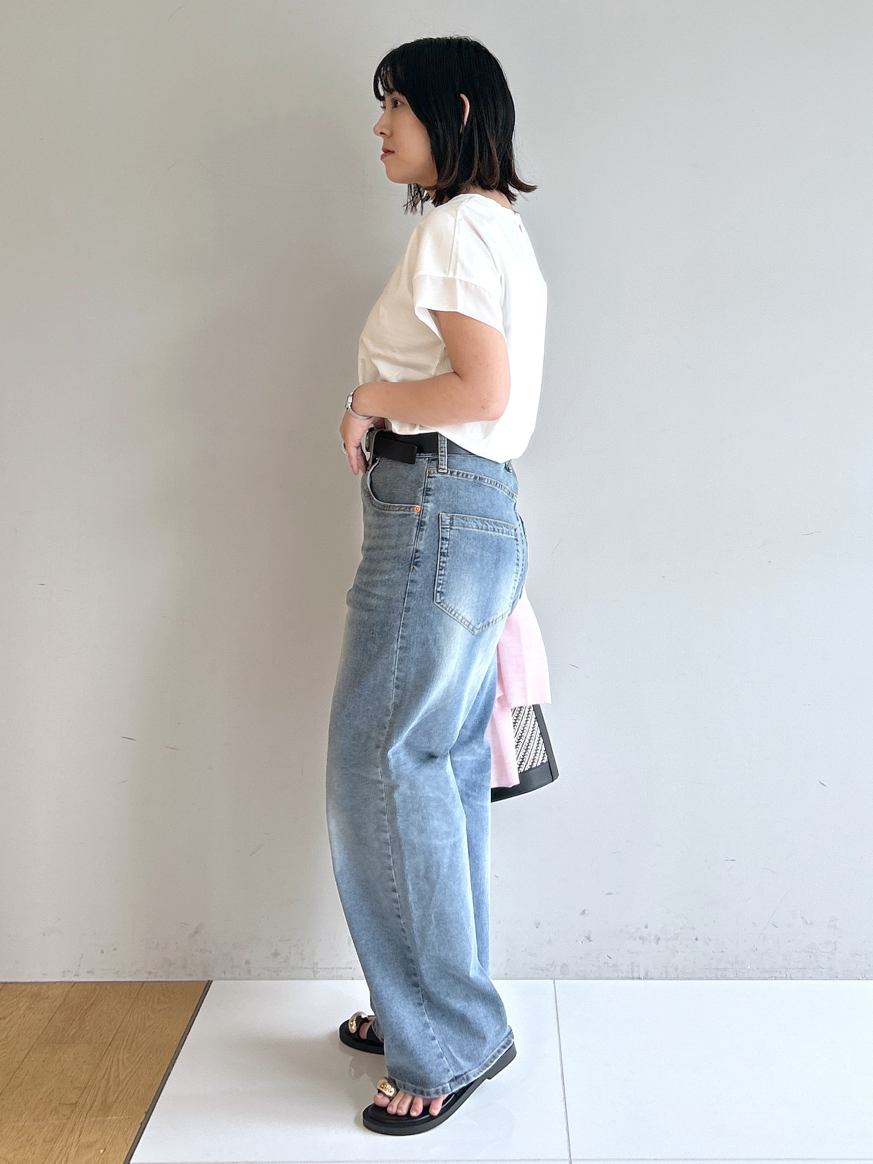 Hirokaさんの「Dessin｜【UVカット/接触冷感】美光沢カットソー」を使ったコーディネート