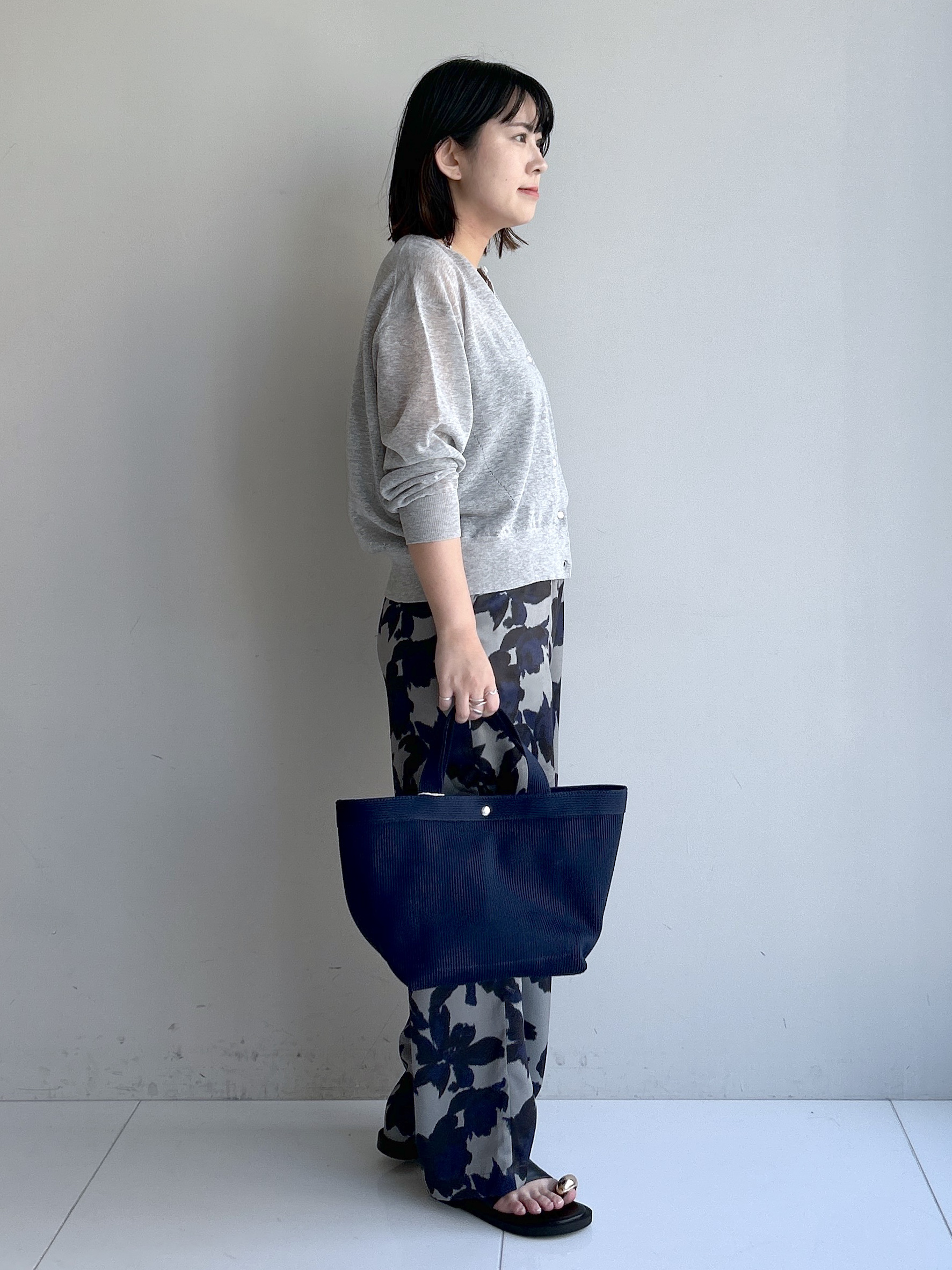 Hirokaさんの「Dessin｜お守りカーディガン -ウォッシャブル-」を使ったコーディネート