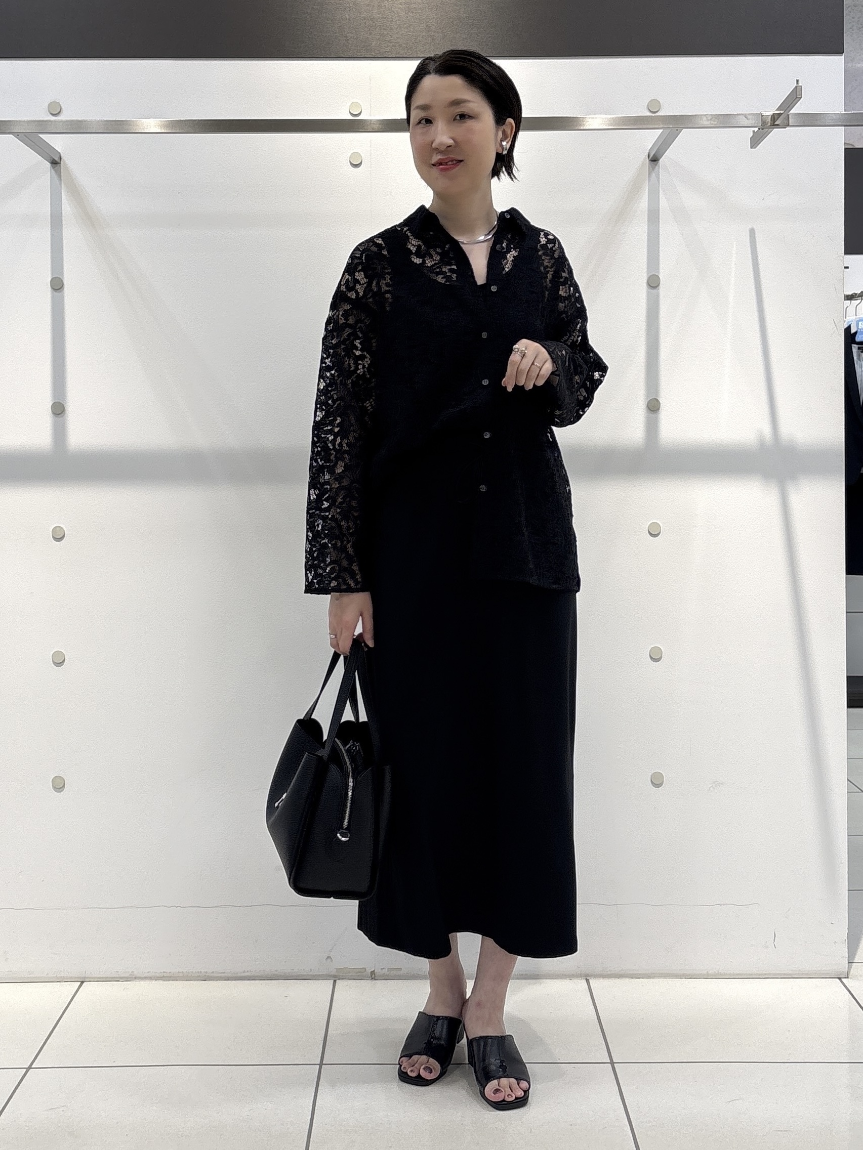 yuriさんの「INDIVI｜【着る日傘】Iラインドロストスカート」を使ったコーディネート