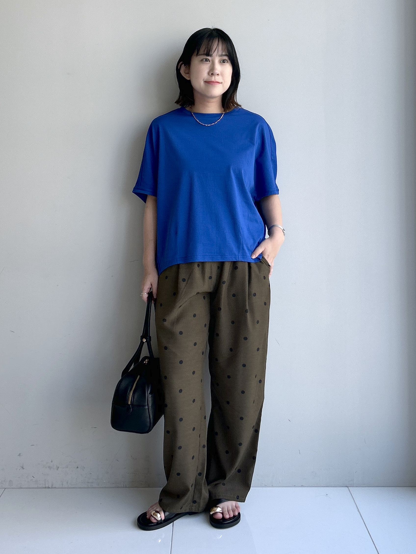 Hirokaさんの「Dessin｜【汗シミ防止/UVカット】ドルマンスリーブ プルオーバー」を使ったコーディネート