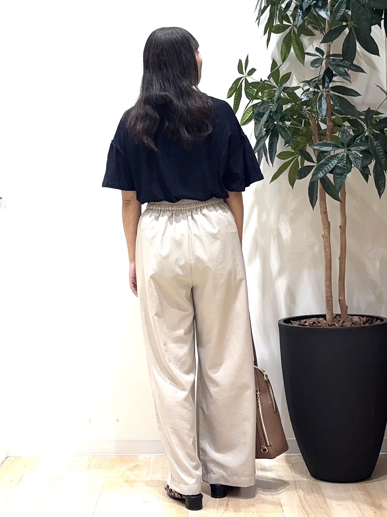 miraiさんの「grove｜アイレットレースカットソー」を使ったコーディネート