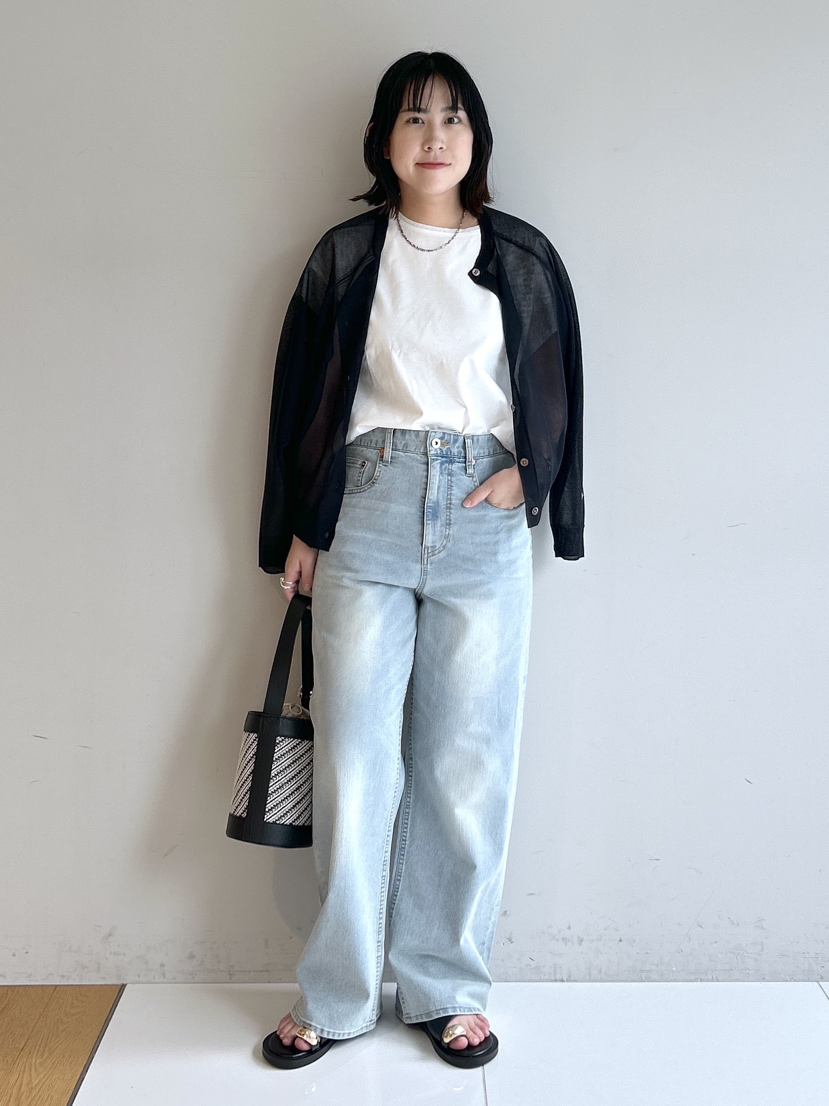 Hirokaさんの「Dessin｜【UVカット/接触冷感】美光沢カットソー」を使ったコーディネート