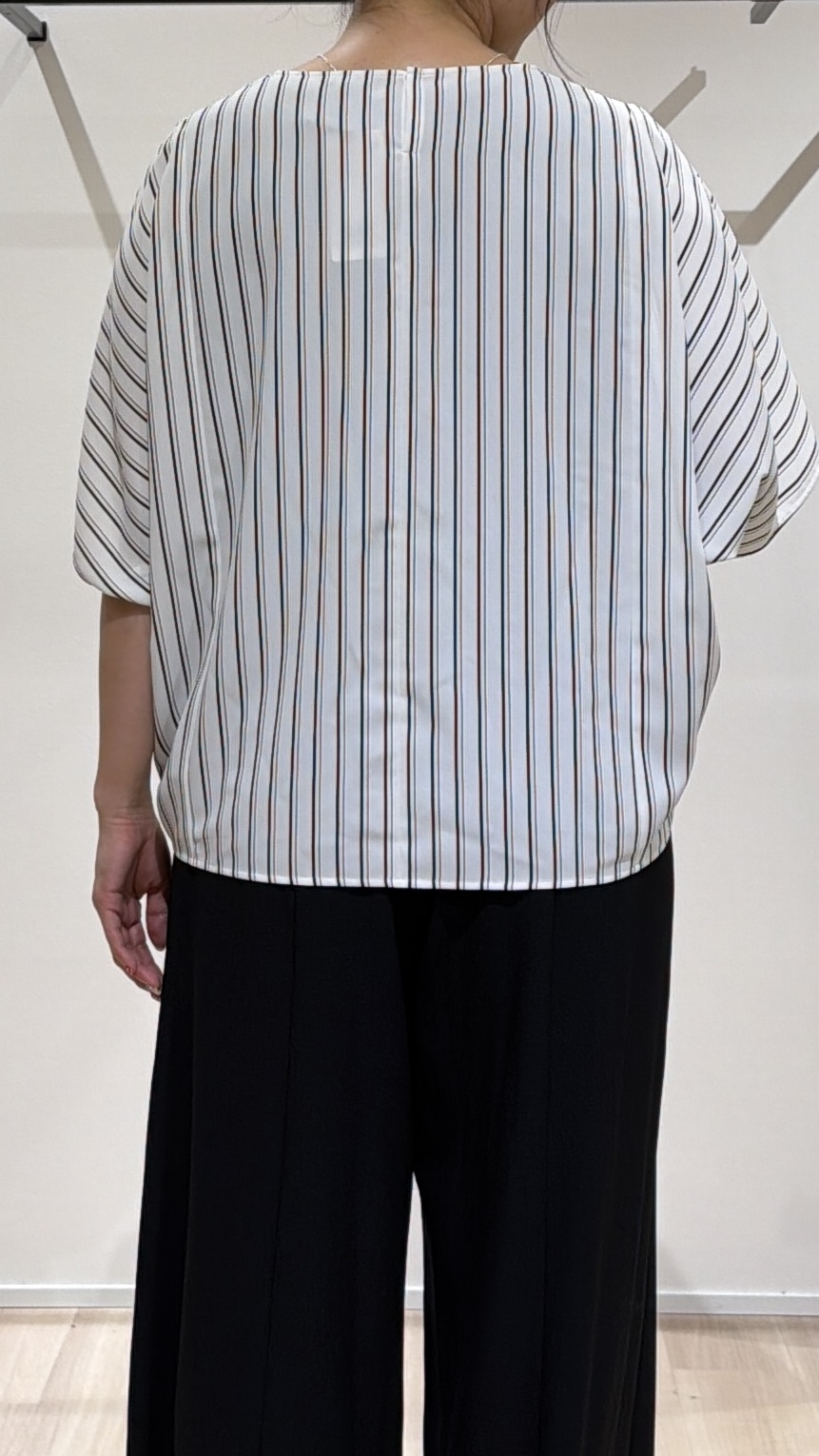 TOMOMIさんの「UNTITLED｜【UVケア／接触冷感】ジョーゼットドルマンブラウス」を使ったコーディネート