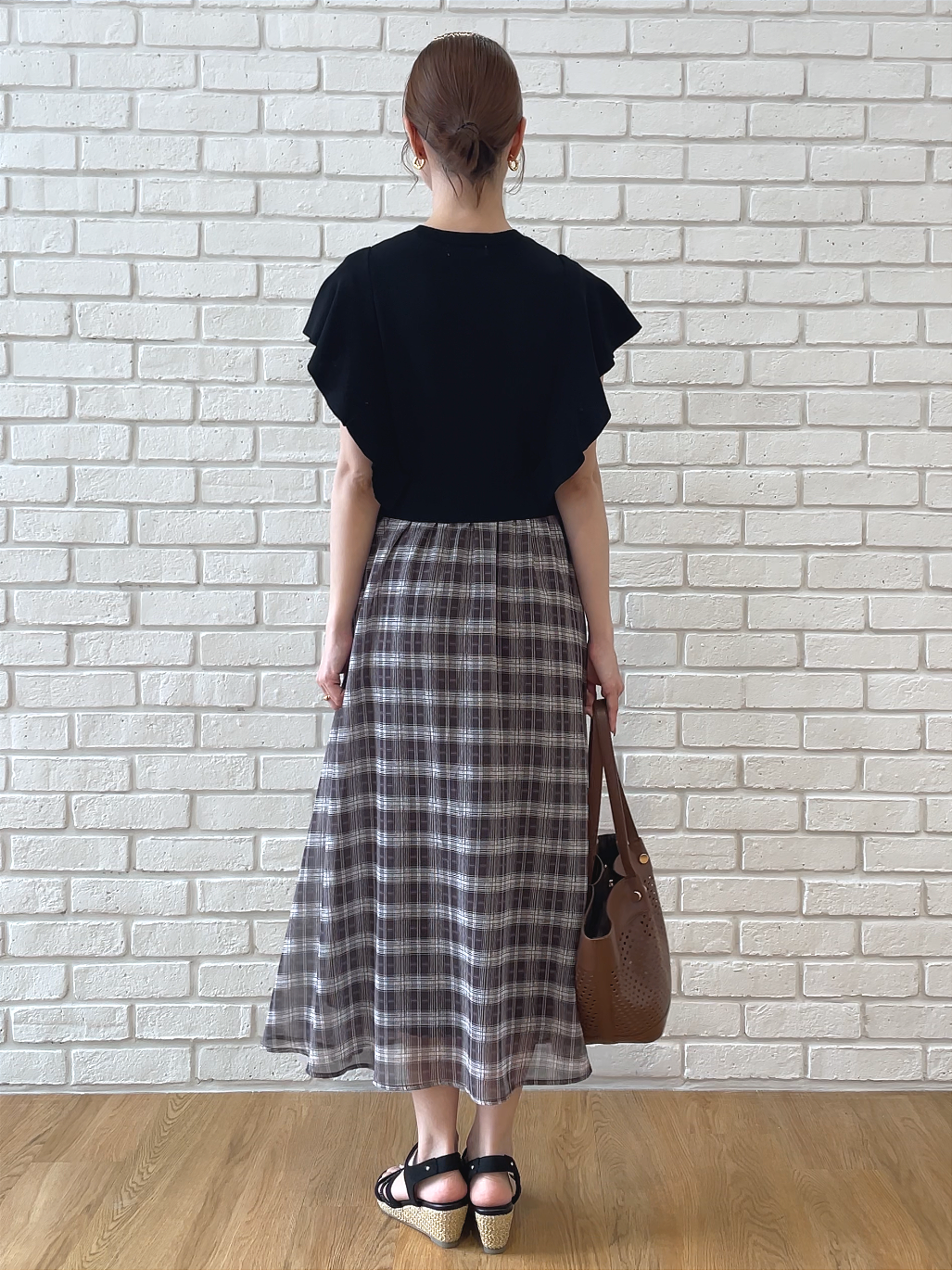 NATSUMIさんの「grove｜パンチングポーチ付きトート」を使ったコーディネート