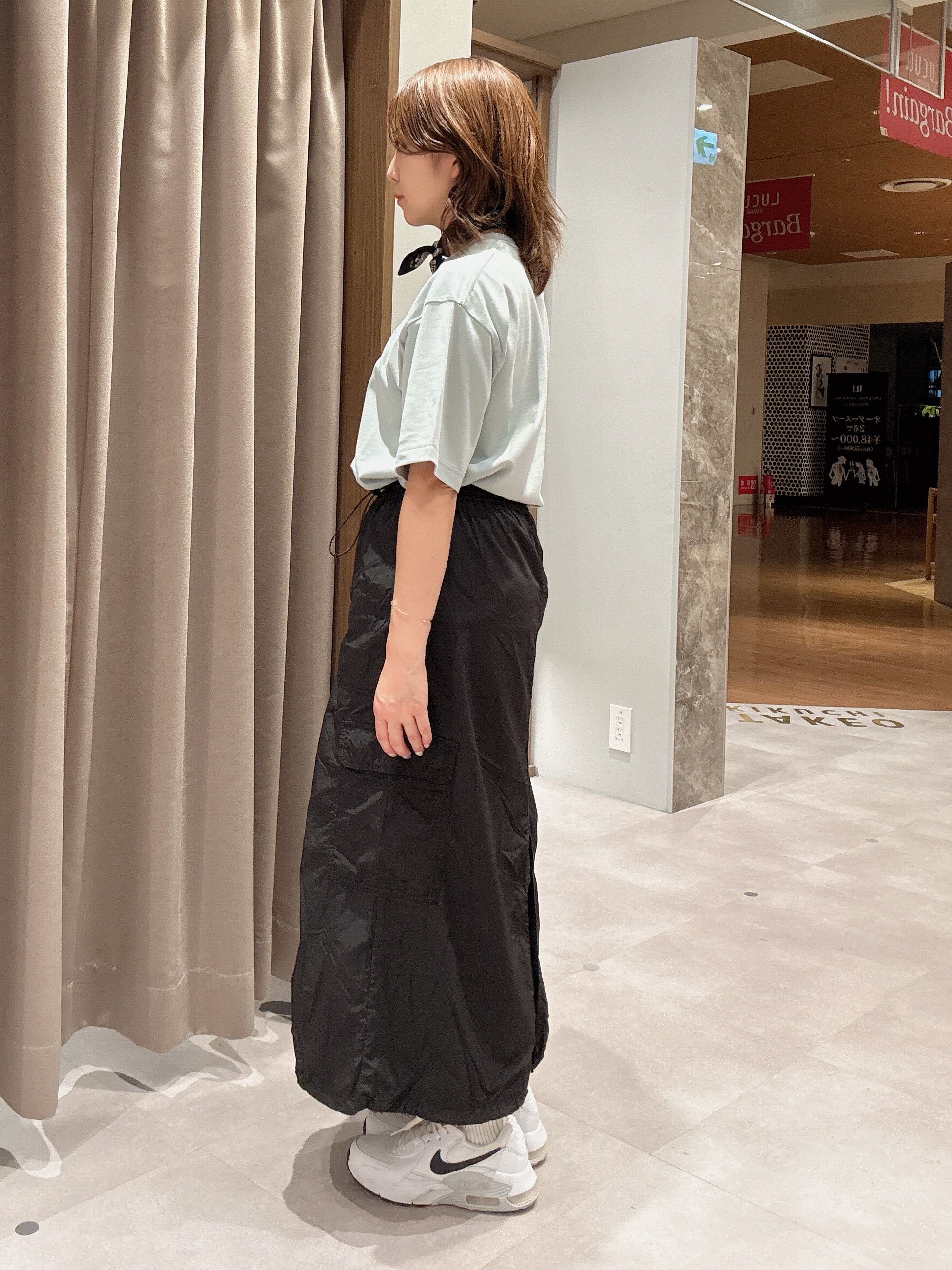 hanechanさんの「TAKEO KIKUCHI｜ポートレートアートＴシャツ」を使ったコーディネート