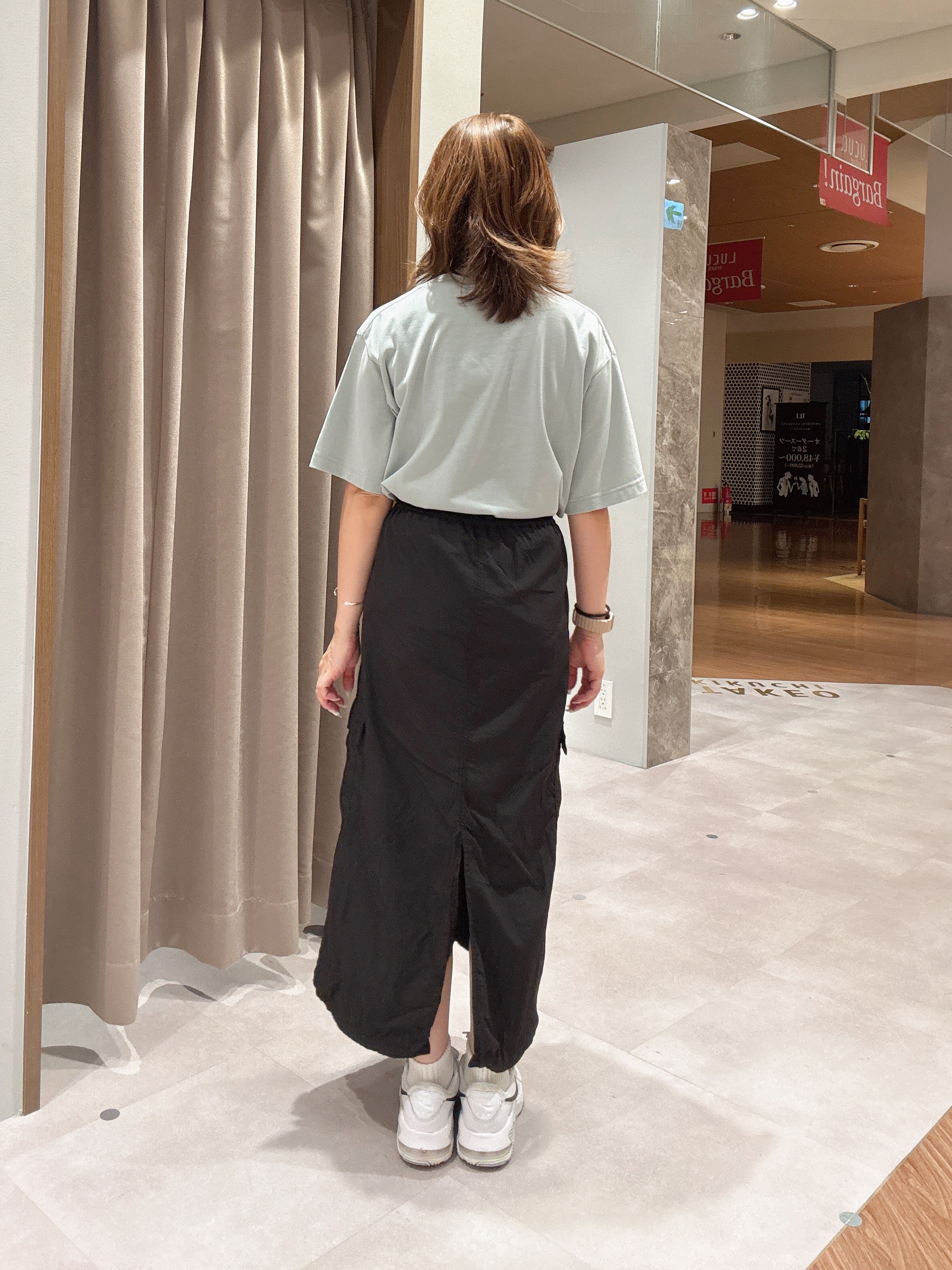hanechanさんの「TAKEO KIKUCHI｜ポートレートアートＴシャツ」を使ったコーディネート