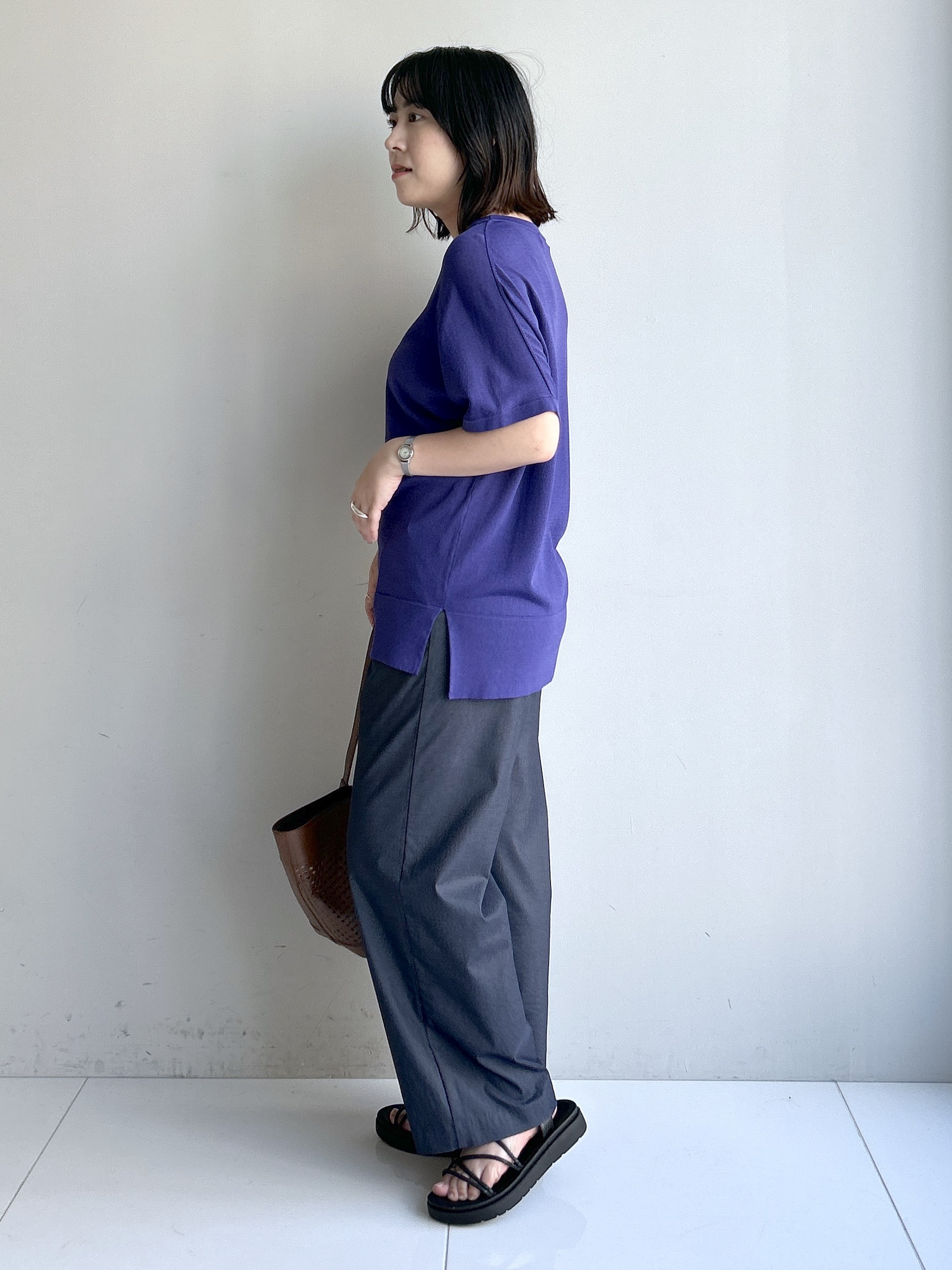 Hirokaさんの「grove｜【シリーズ累計36万枚！やわらかドライタッチ】夏にうれしい多機能ロングニット」を使ったコーディネート