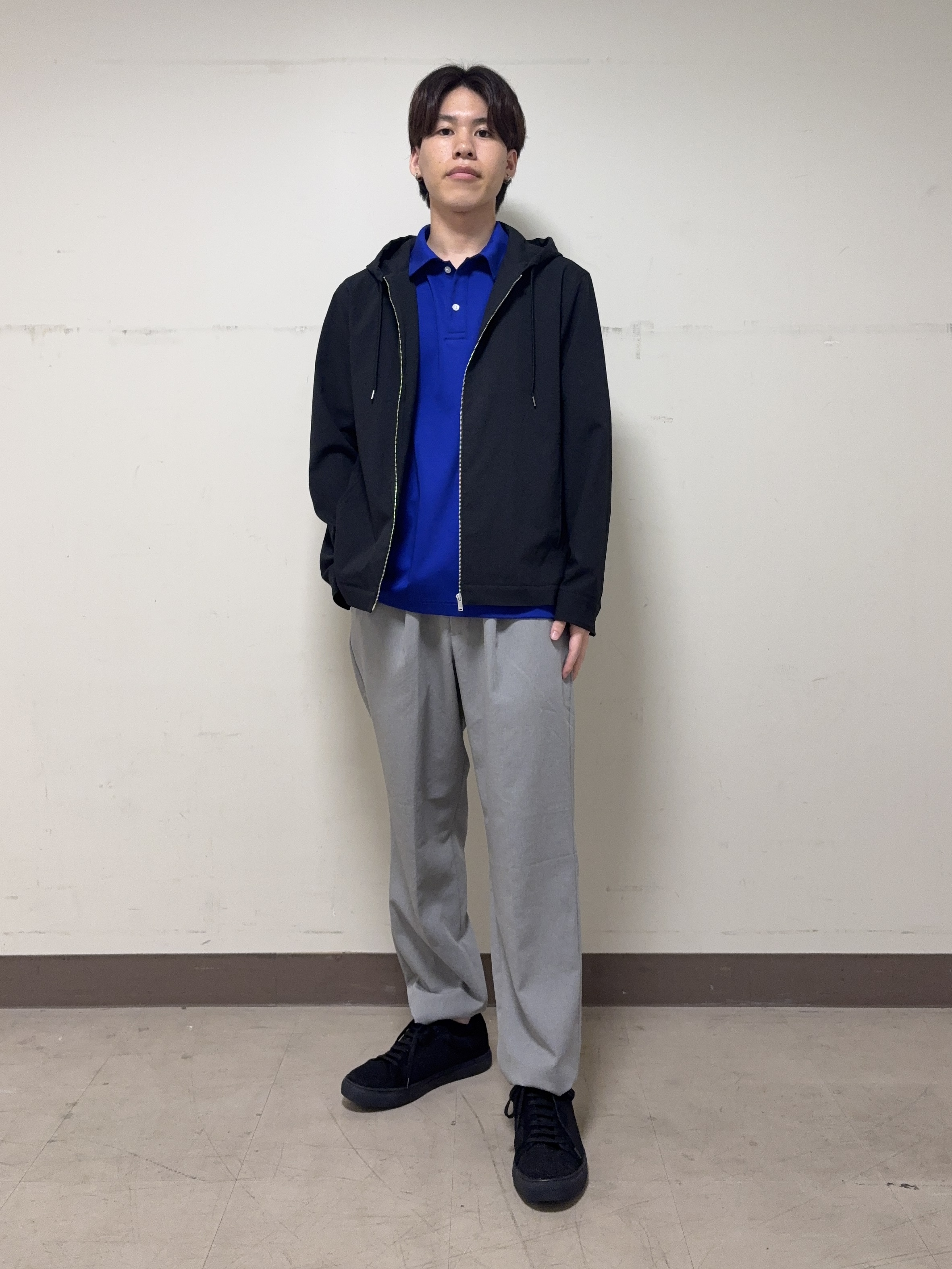 藤井 皇良さんの「TAKEO KIKUCHI｜【撥水・洗える・シワになりにくい】 リランチェ（R） フードブルゾン」を使ったコーディネート