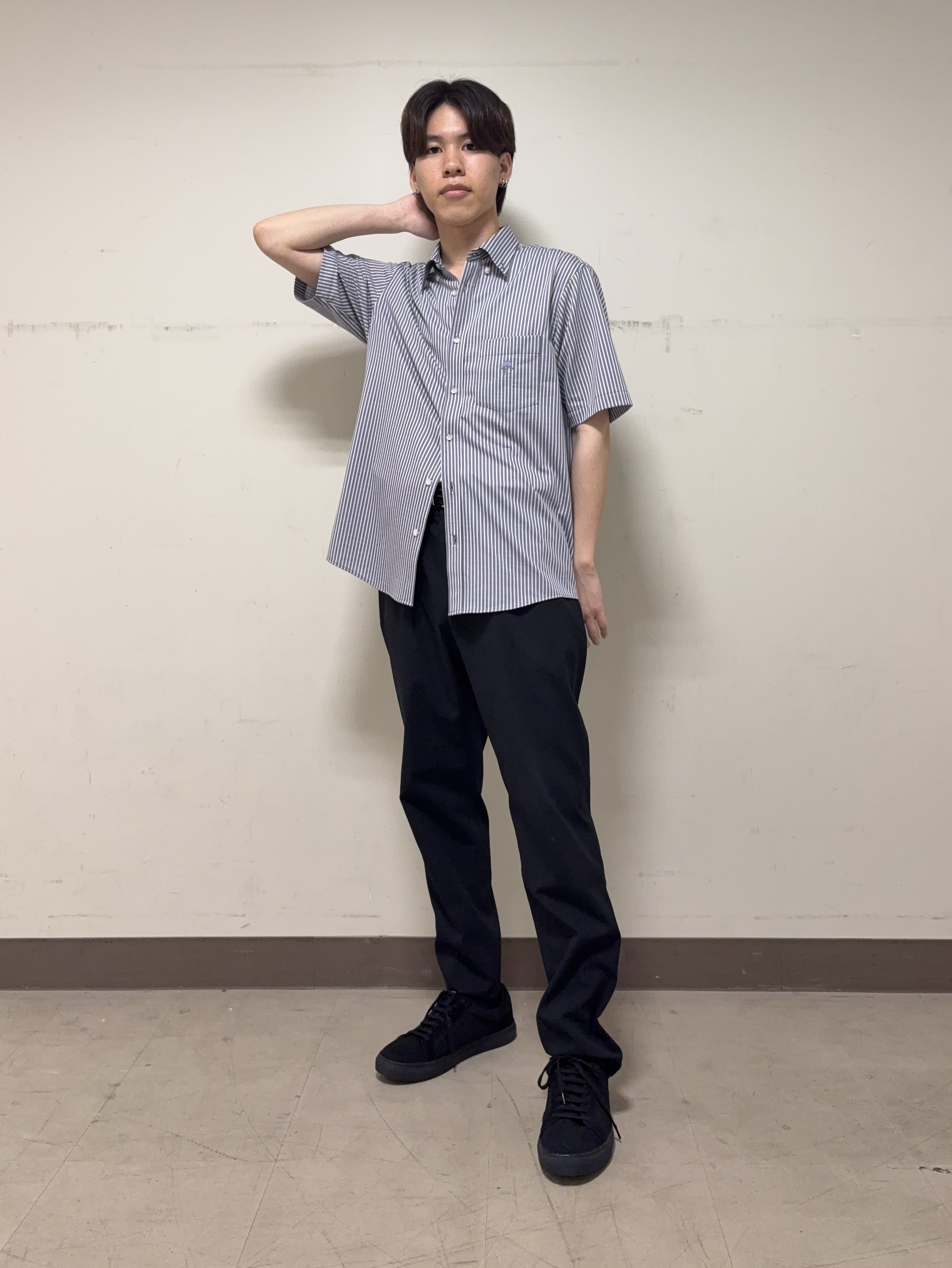 藤井 皇良さんの「TAKEO KIKUCHI｜【接触冷感】ジャージストライプ シャツ」を使ったコーディネート