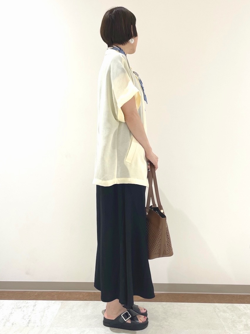 ちいはちさんの「grove｜【洗濯機OK・ひんやり/SETUP可】シワになりにくいハーフスリーブジャケット」を使ったコーディネート