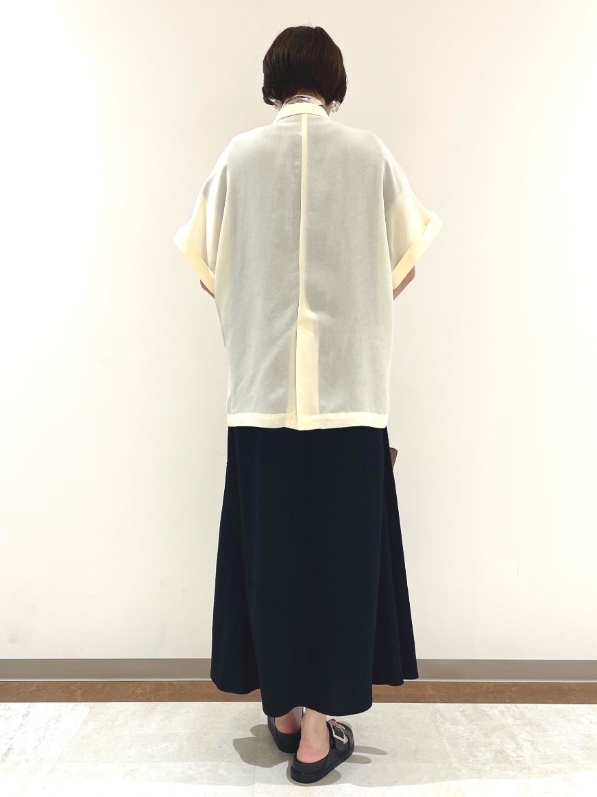 ちいはちさんの「grove｜【洗濯機OK・ひんやり/SETUP可】シワになりにくいハーフスリーブジャケット」を使ったコーディネート