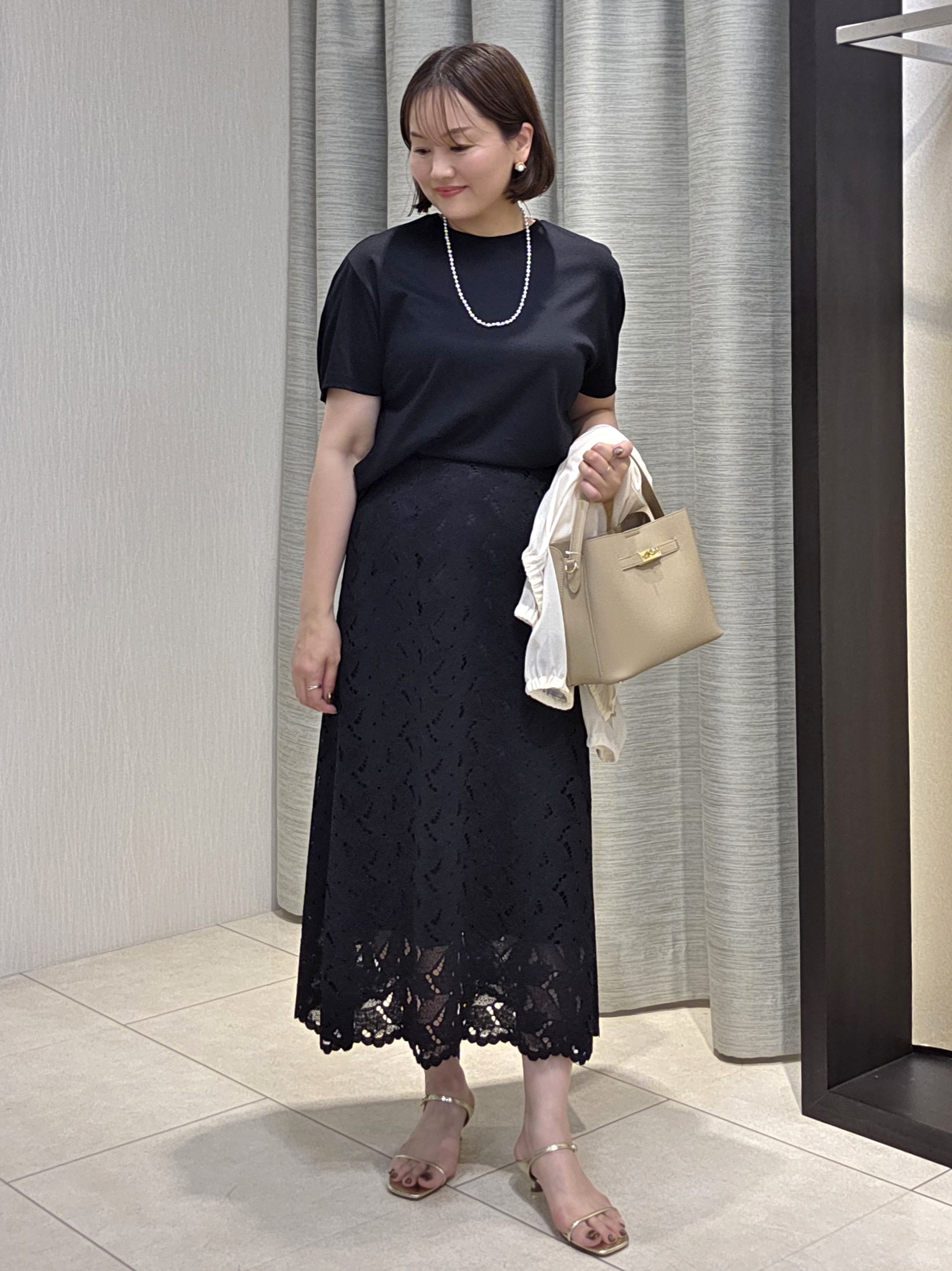 naokoさんの「UNTITLED｜トリコットシアーブラウス」を使ったコーディネート