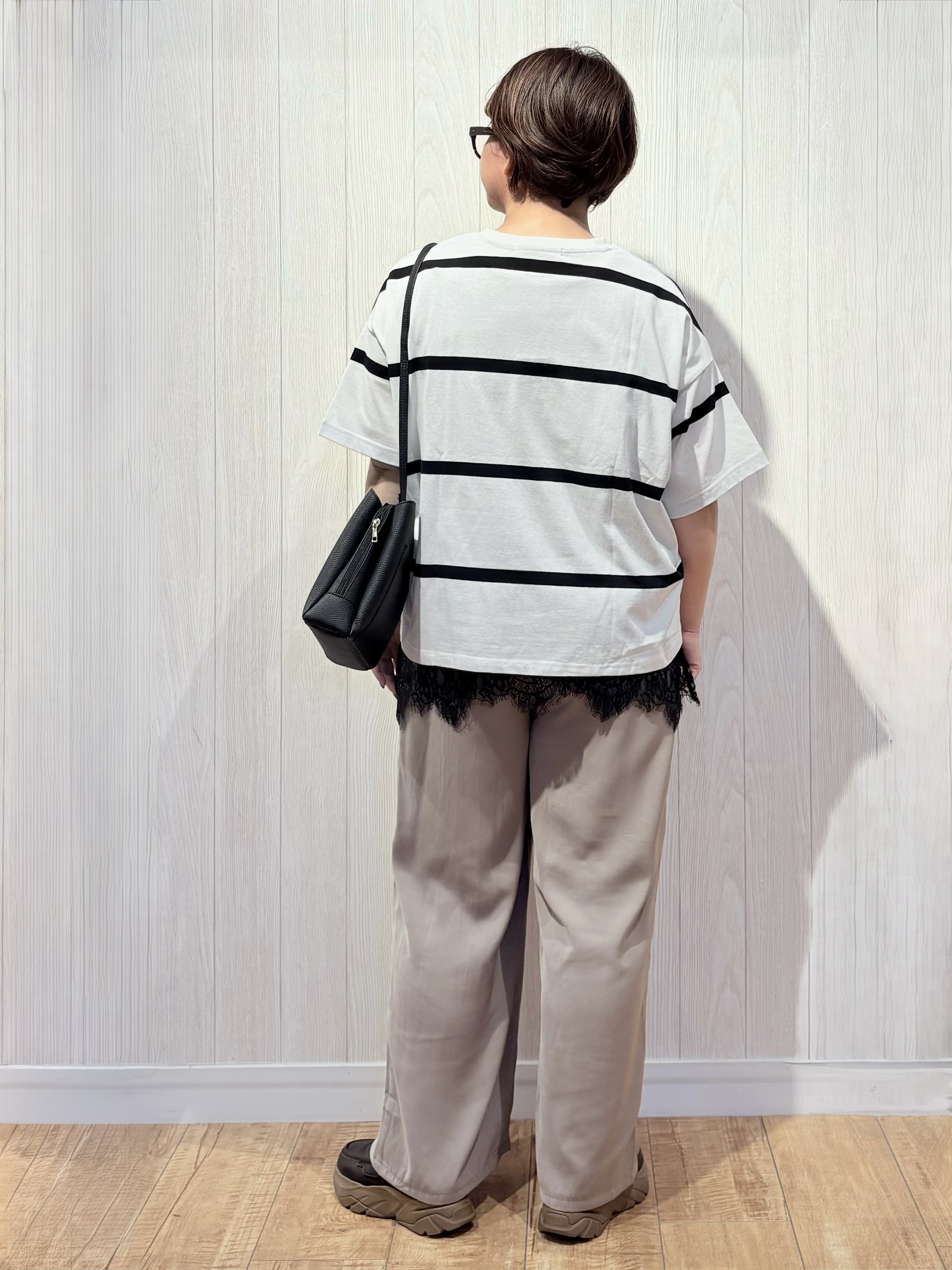 砂糖さんの「SHOO･LA･RUE｜【ひんやり/S-LL】涼しげで爽やか 太ボーダー斜め切り替えTシャツ」を使ったコーディネート