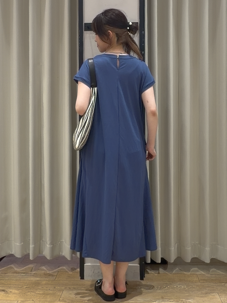 RUKAさんの「grove｜【低身長さんも選べる着丈】モクロディフレンチワンピース」を使ったコーディネート